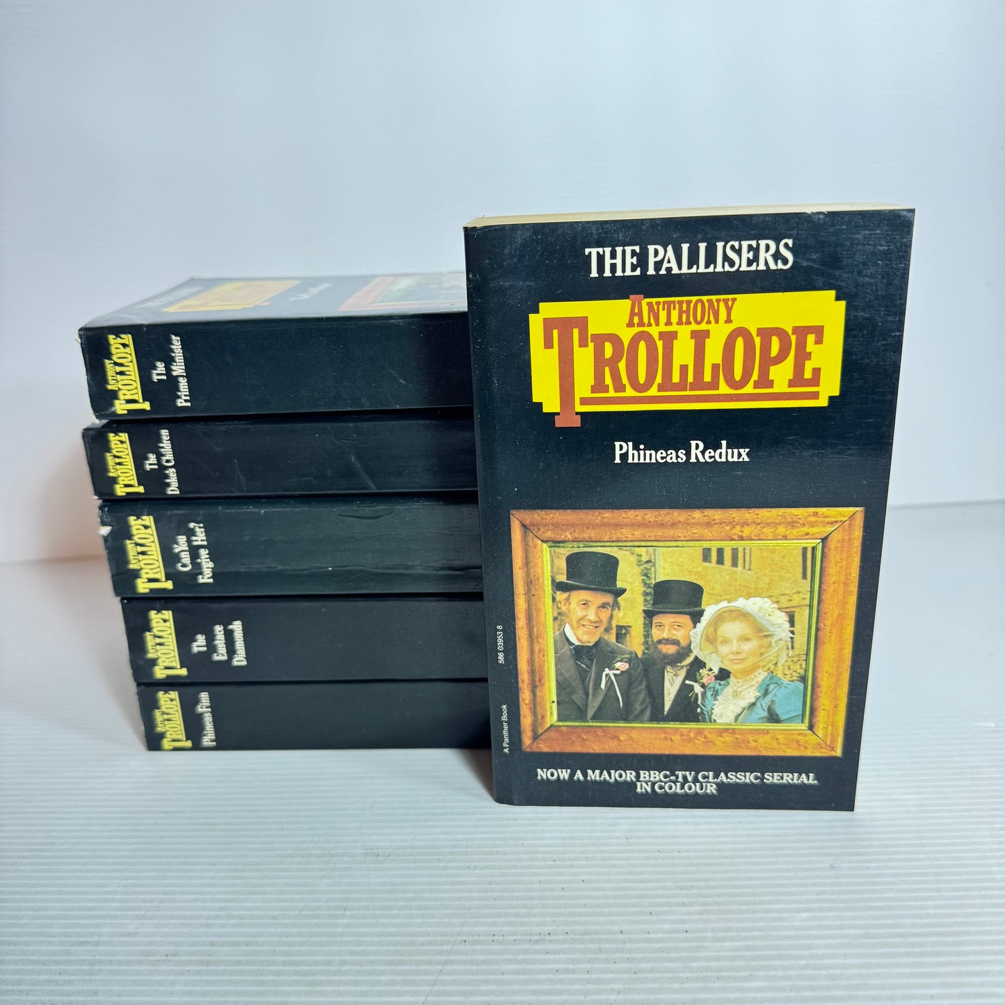 The Palliser Novel Series - Anthony Trollope : 6 x 1973 Vintage Books (2625)