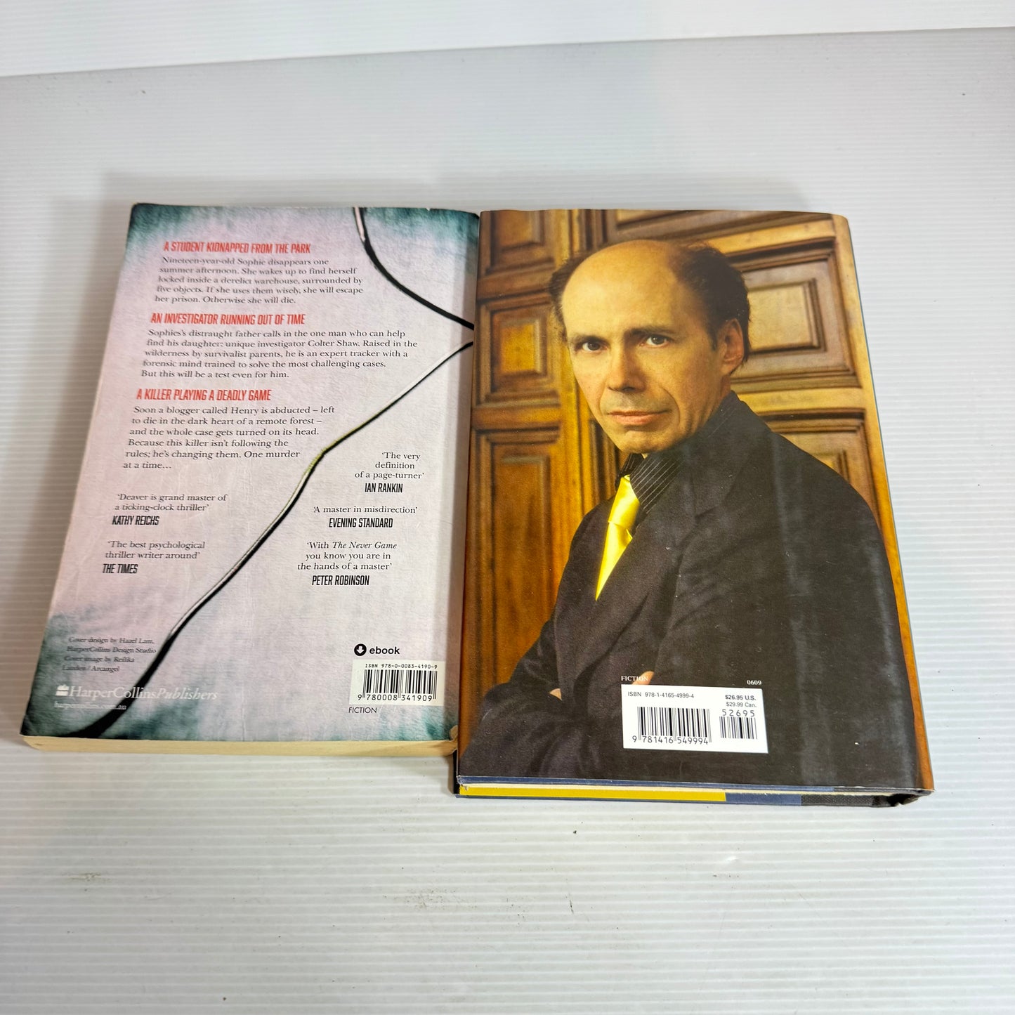 Jeffery Deaver Book Bundle x 2 : The Never Game & Roadside Crosses (2543)