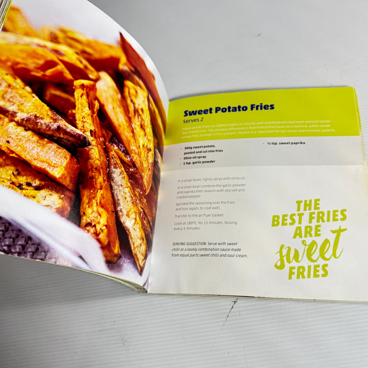 Air Fryer Book Bundle x 2 : The Easiest Air Fryer Book Ever! - Kim McCosker & Taste the World with Actifry - Tefal (3207)