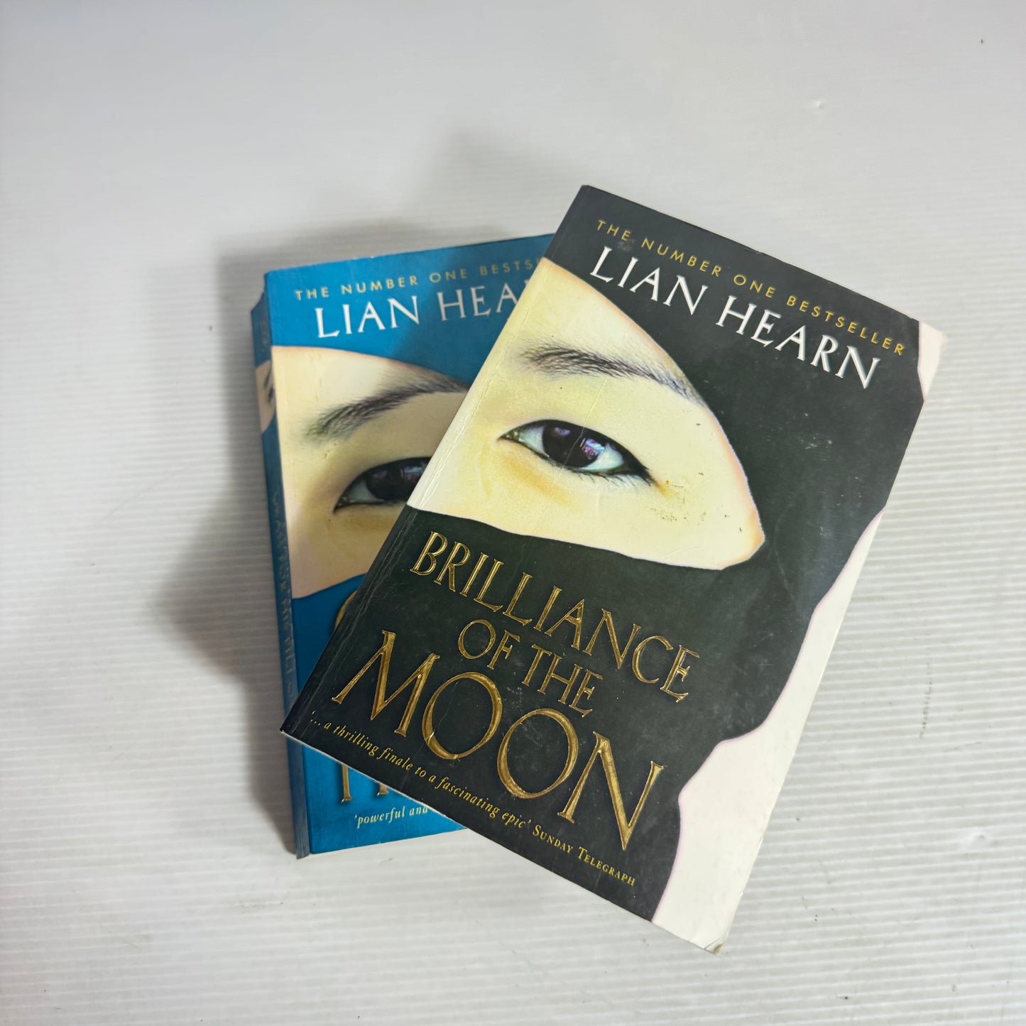Lian Hearn Tales of the Otori Bundle x 2 : Brilliance of the Moon & Grass for his Pillow (2990)