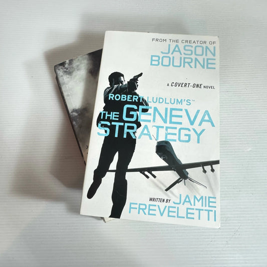 Robert Ludlum Book Bundle x 2 : The Bourne Objective & The Geneva Strategy (2300)