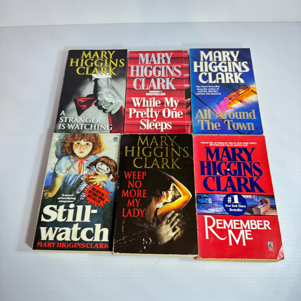 Mary Higgins Clark Bundle x 6 : A Stranger Is Watching, While My Pretty One Sleeps, All Around The Town, Stillwatch, Weep No More My Lady, Remember Me (3460)