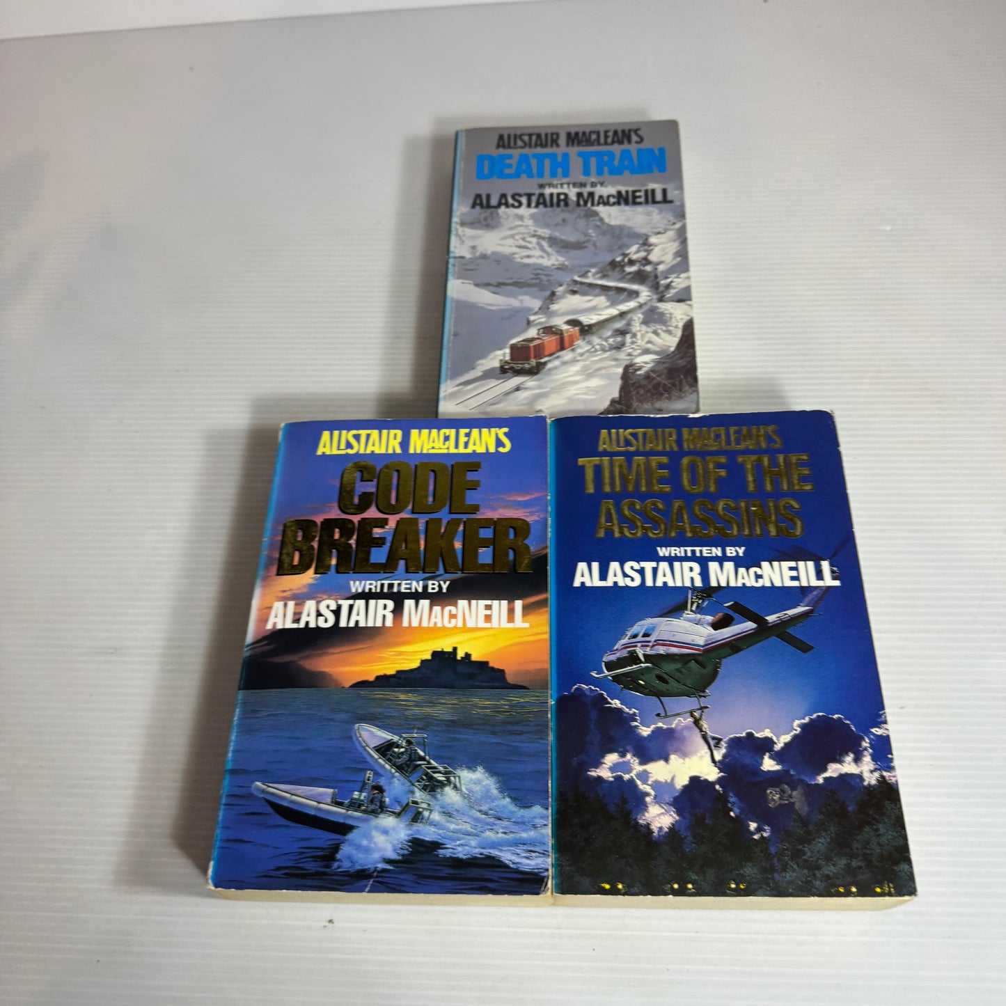 Alastair MacLean Book Bundle x 3 Books : Death Train, Code Breaker, Time of the Assassins (2566)