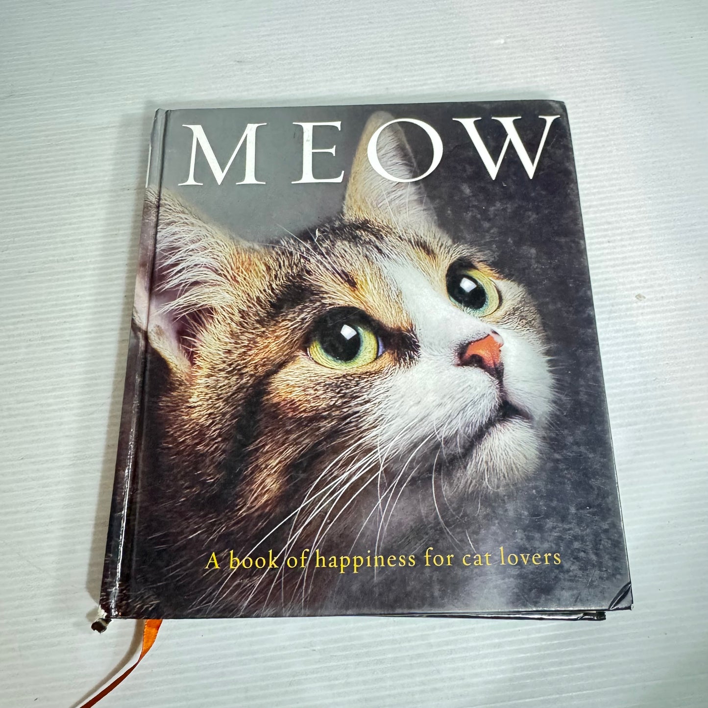 Cat Lovers Book Bundle x 3 : Meow, How to Have a Happy Cat, Roger Caras' Treasury of Great Cat Stories (2858)