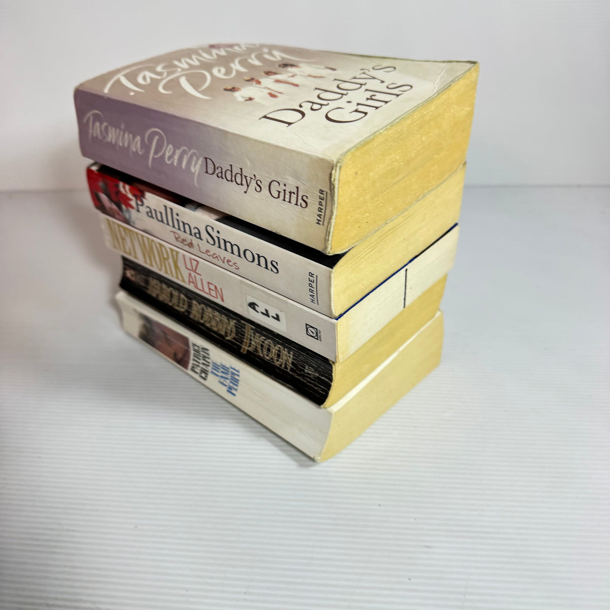 Contemporary Fiction Bundle x 5 : Red Leaves - Paullina Simons, Network - Liz Allen, Daddy's Girls - Tasmina Perry, Tycoon - Harold Robbins, The Fame People - Patrice Chaplin (3407)