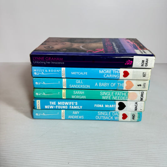 Mills & Boon Medical Romance Book Bundle x 6 Books (2559)