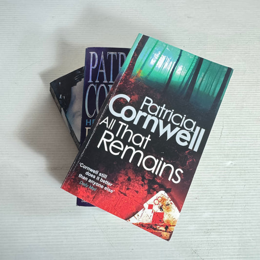 Patricia Cornwell Small Paperback Bundle x 3 : All That Remains, Unnatural Exposure, Black Notice (2978)