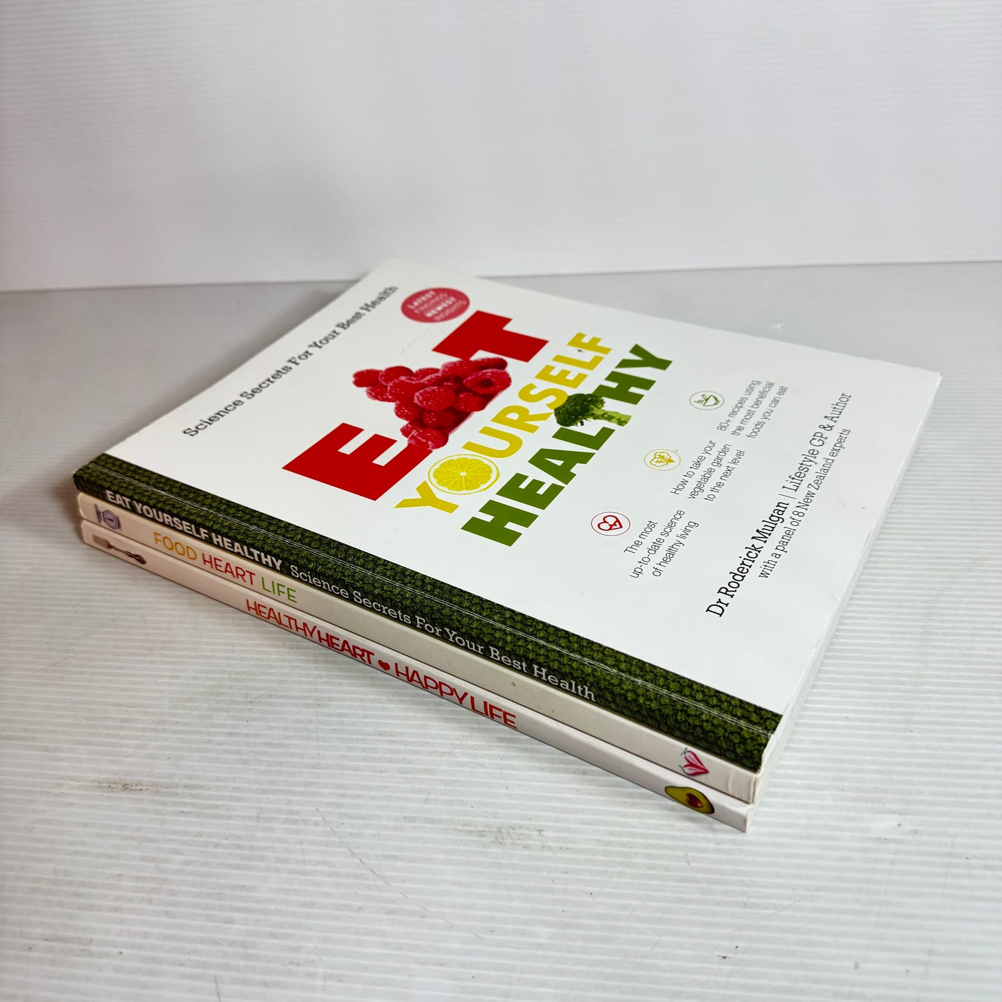 Healthy Cookbook Bundle x 3 Books : Eat Yourself Healthy, Food Heart Life, Healthy Heart Happy Life (2799)(2799)