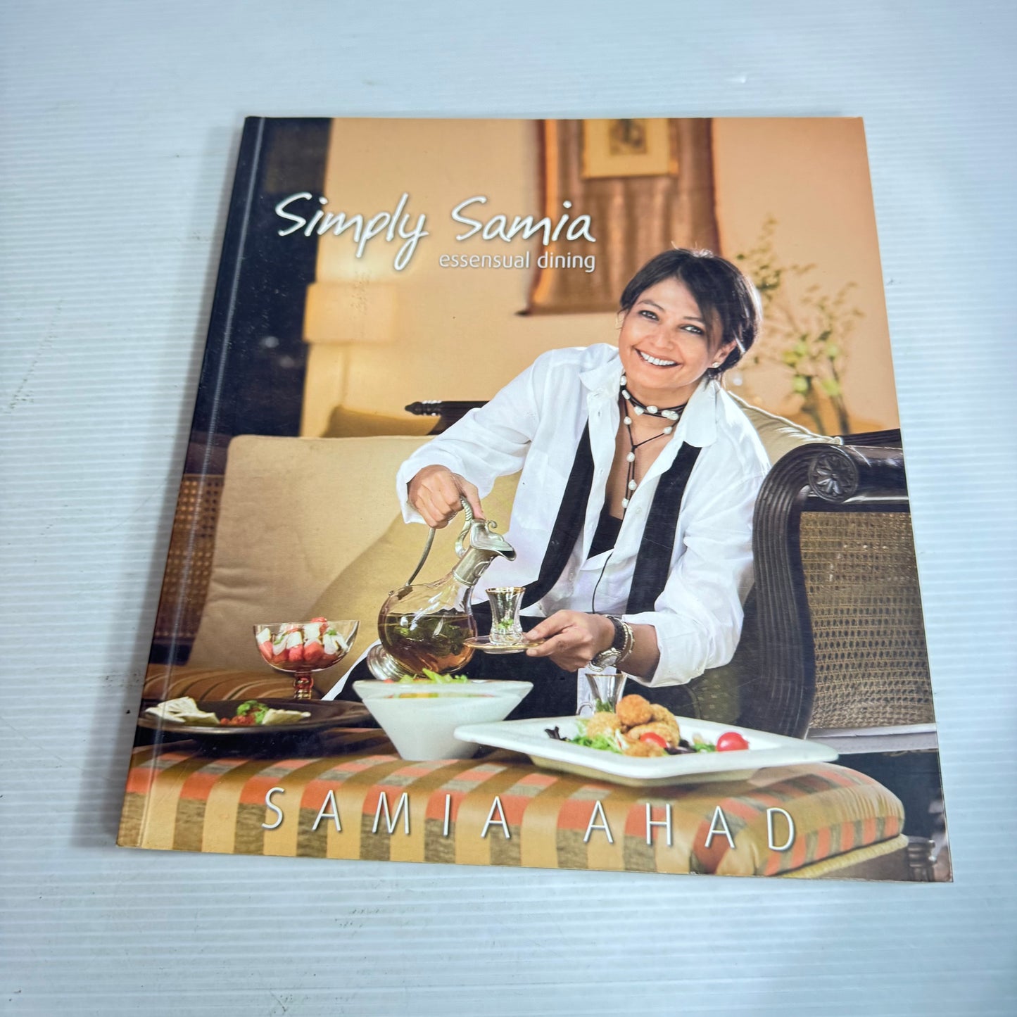 Entertaining Cookbook Bundle x 3 : Temptations - Meg Willmington, Entertaining Epicurean - Catherine Bell, Simply Samia : Essensual Dining - Samia Ahad(2919)