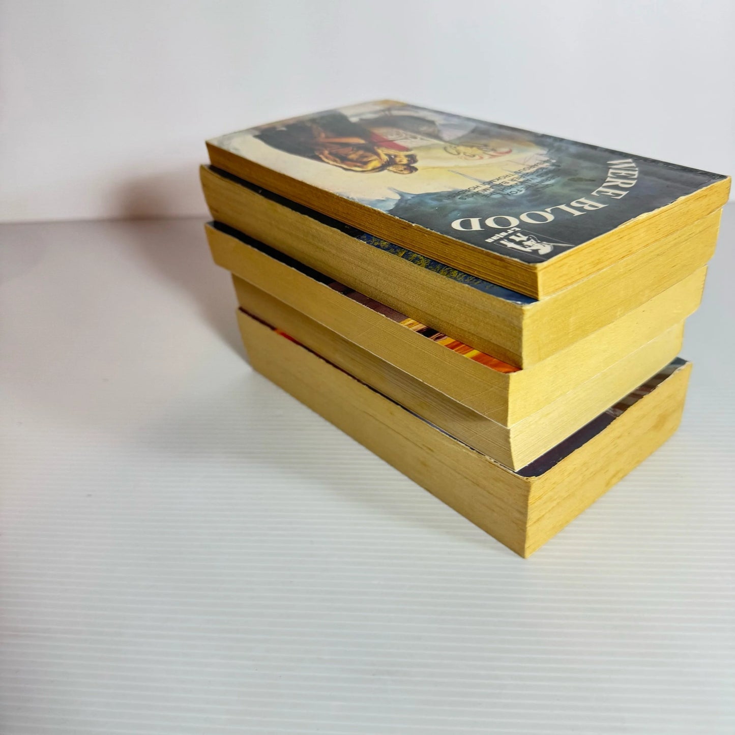 Fantasy Book Bundle x 5 Books : Various Authors (202)