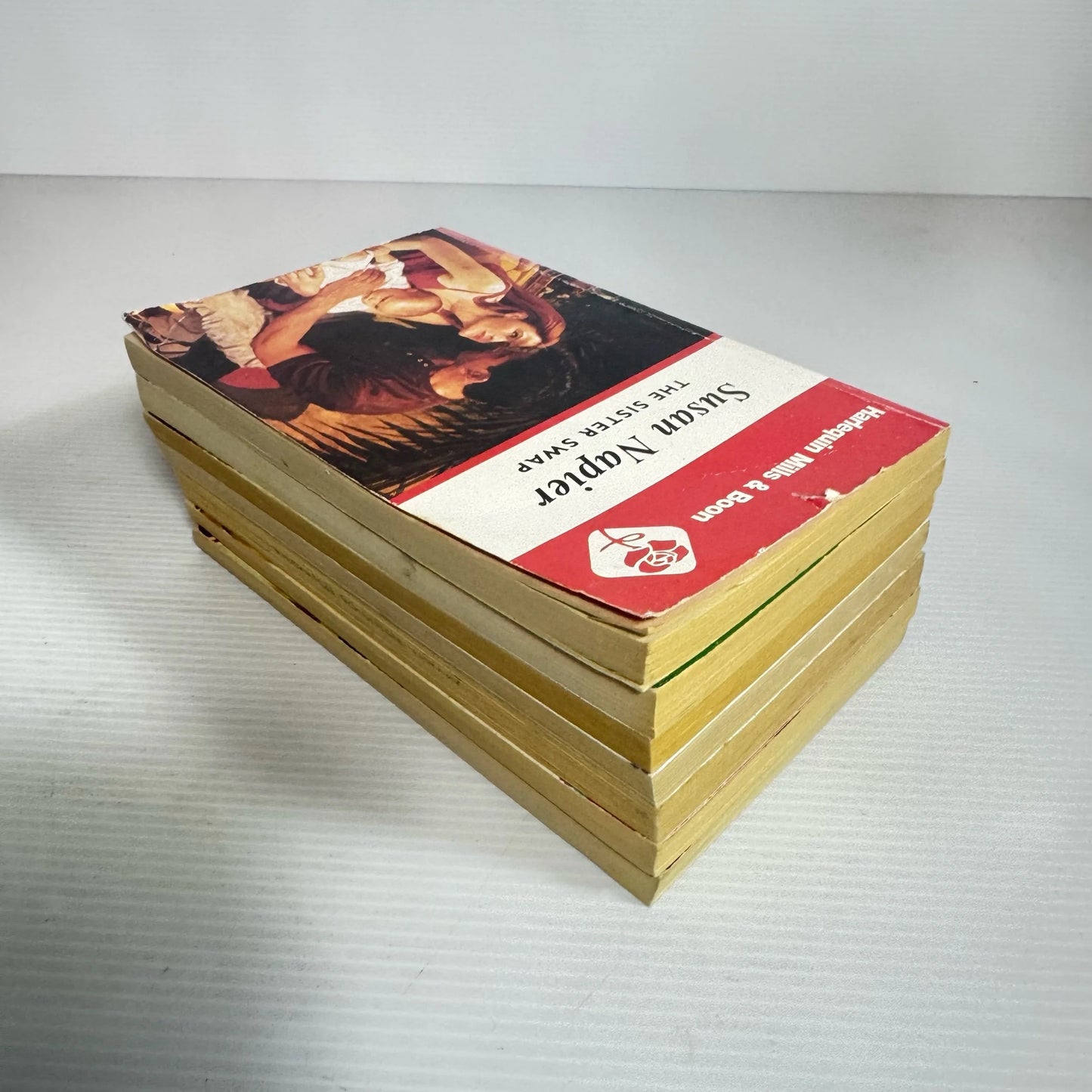 Mills & Boons Vintage Book Bundle x 7 : Mixed Themes (2357)