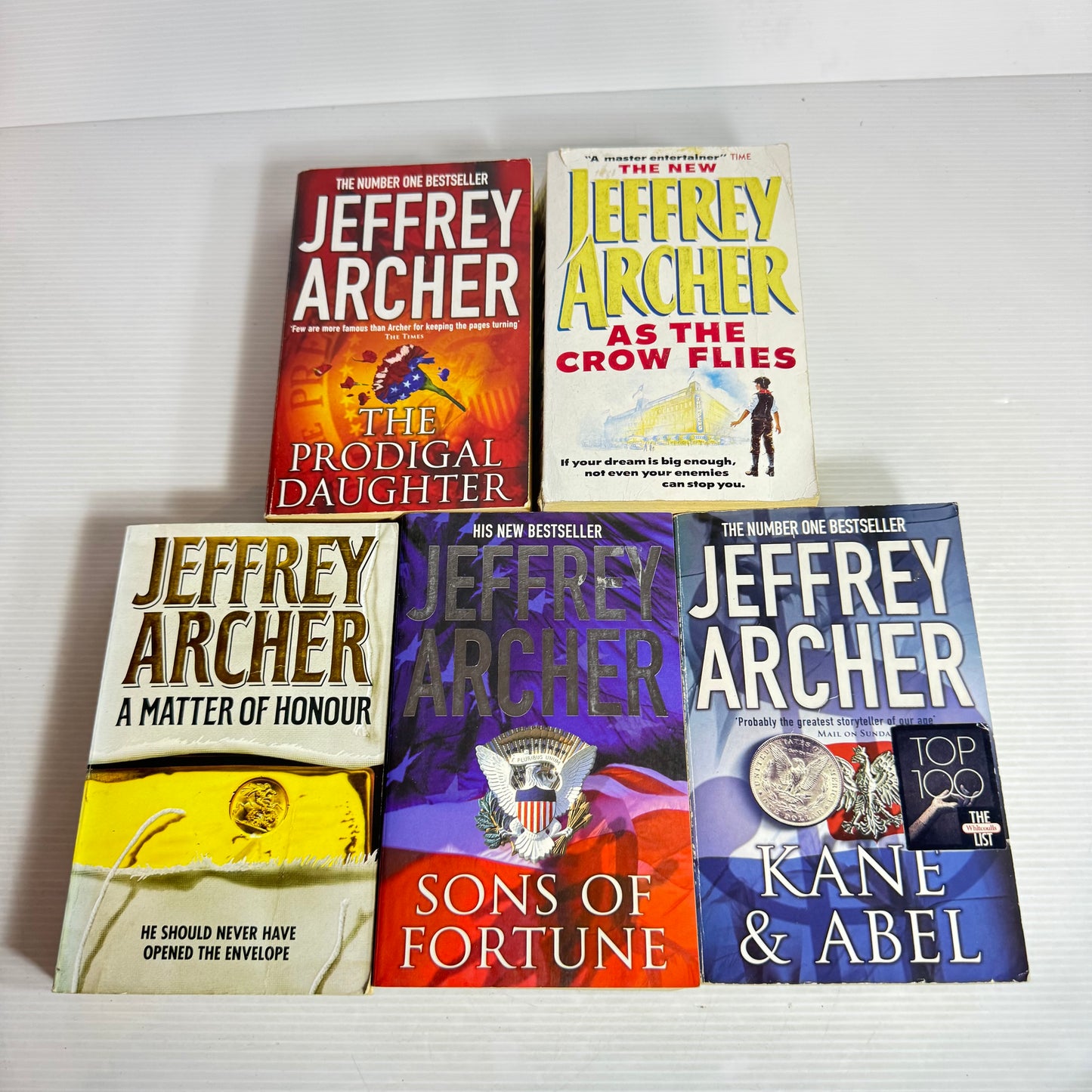 Jeffrey Archer Book Bundle x 5 : The Prodigal Daughter, As The Crow Files, A Matter of Honour, Sons of Fortune, Kane & Able (2838)