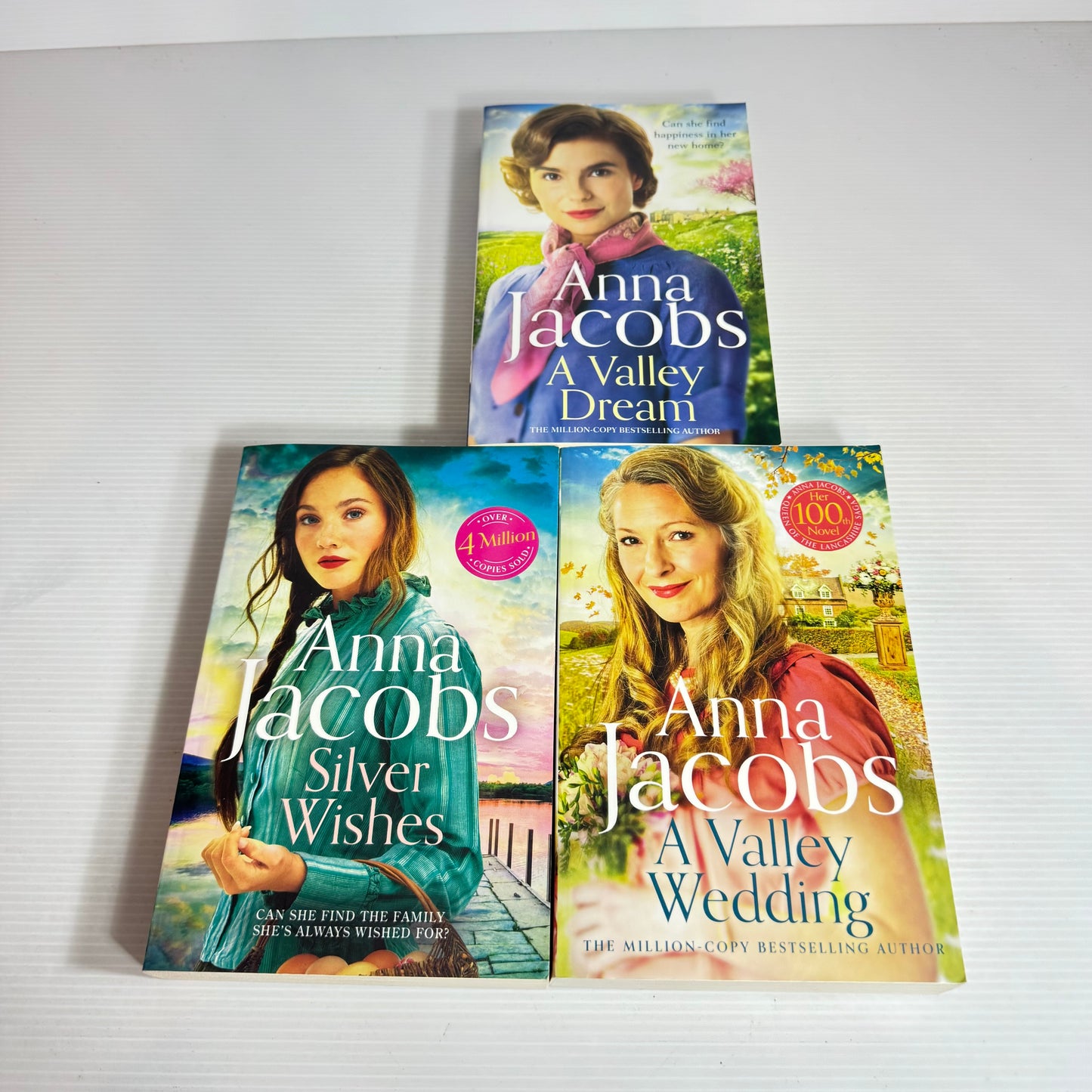 Anna Jacobs Historical Romance Book Bundle x 3 Books : A Valley Dream, A Valley Wedding, Silver Wishes(2482)