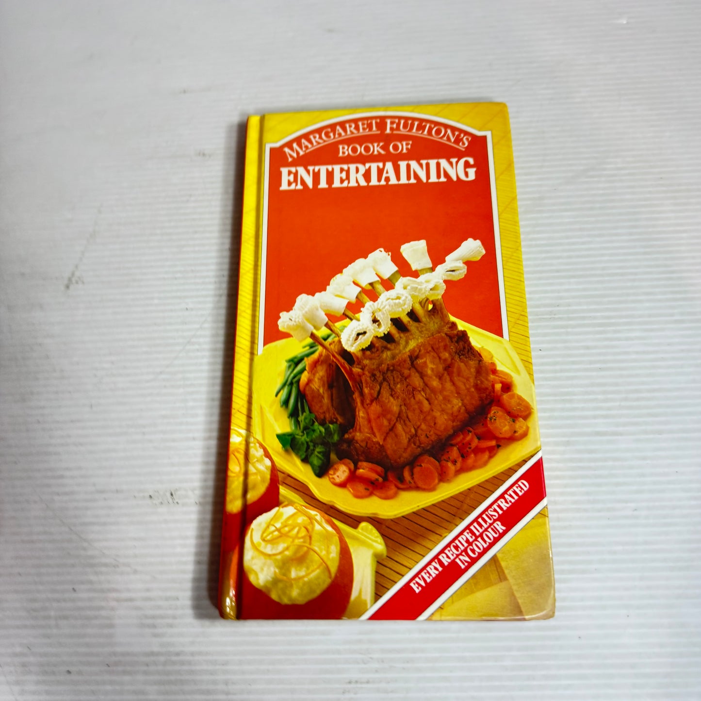 Margaret Fulton Vintage Cookbook Bundle x 2 : Wholefood Cooking (1984) & Entertaining (1984)(2887)