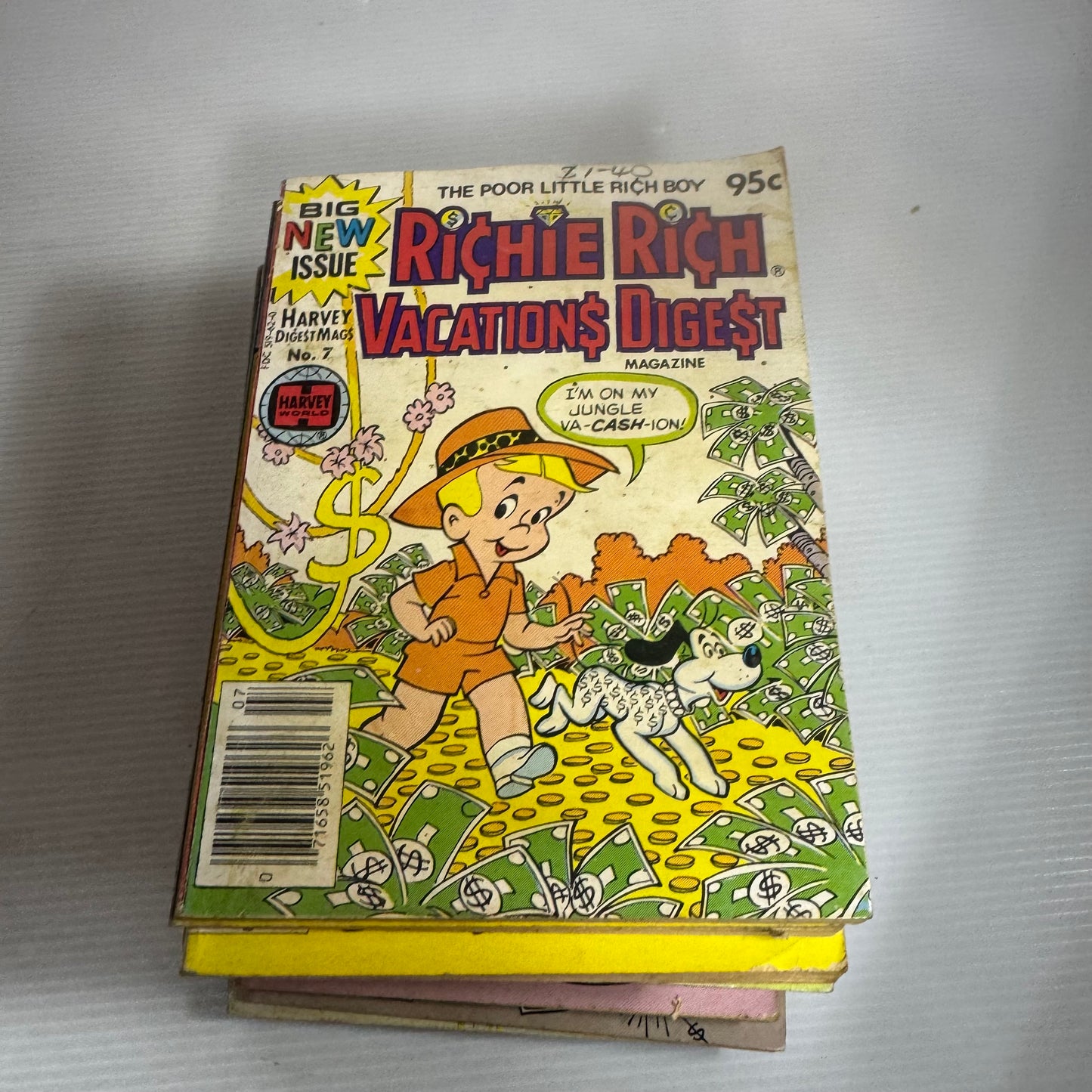 Vintage 1970's Richie Rich Comic Book Collection - 16 Books (2590)