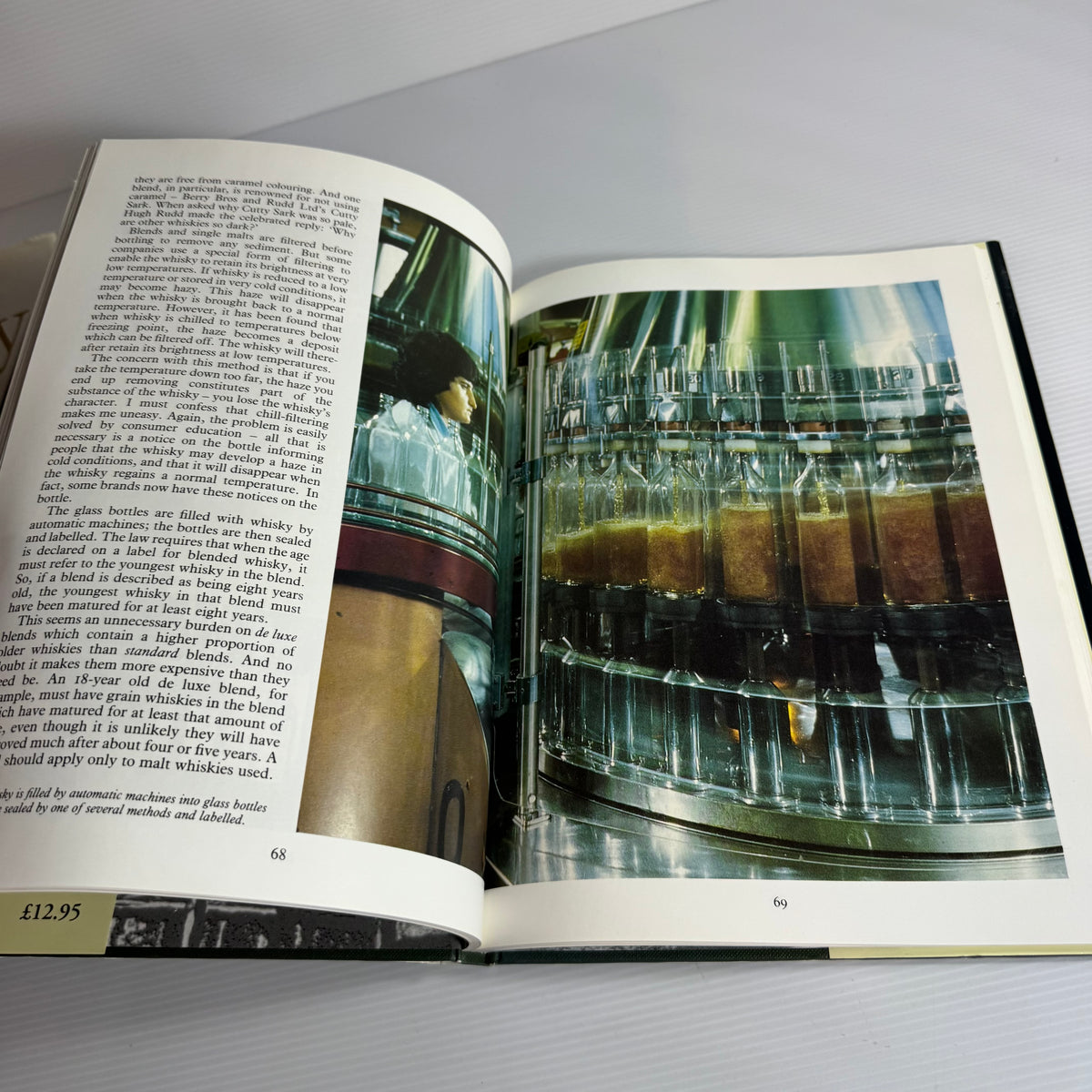 Scottish Whisky Bundle x 2 : Malt Whisky A Taste of Scotland - Graham Moore & The Scotch Whisky Book - Mark Skipworth (3478)