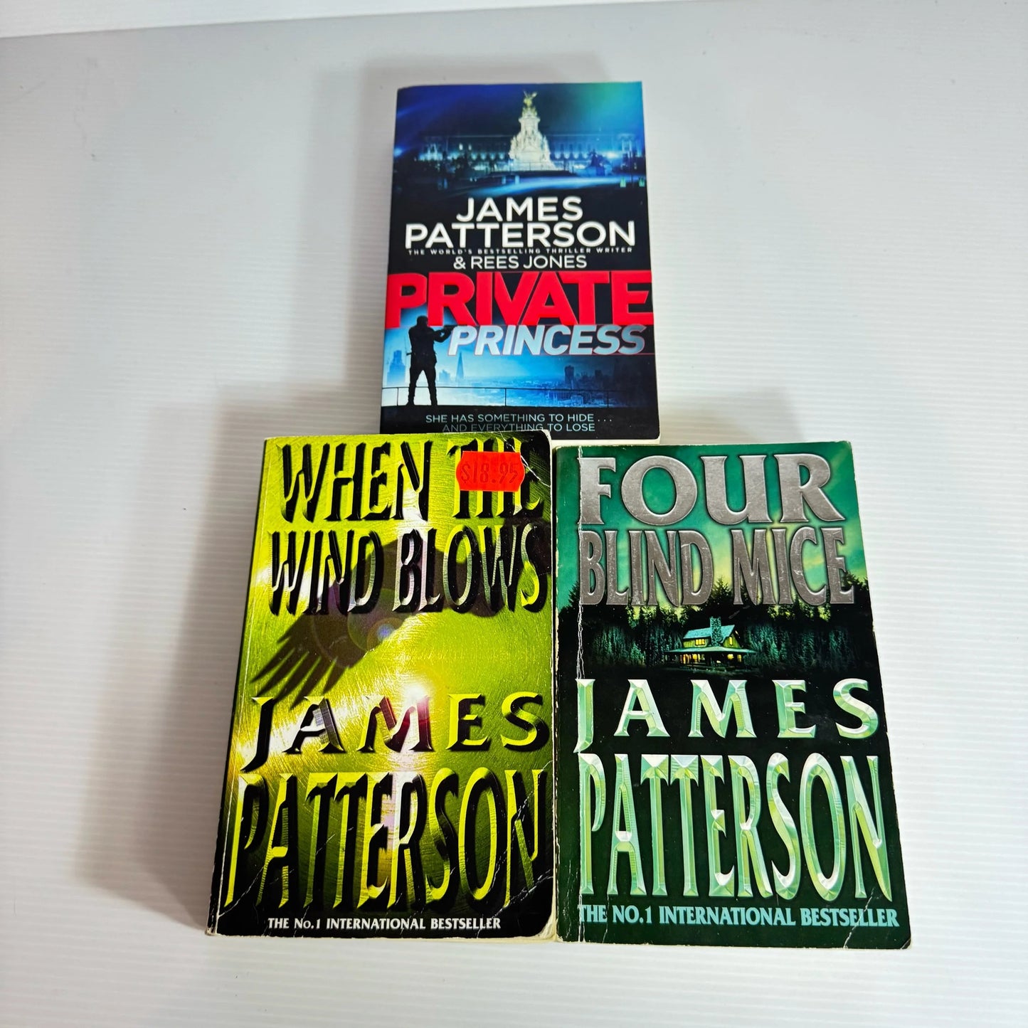 James Patterson Book Bundle x 3 Books : Private Princess, When the Wind Blows, & Four Blind Mice (518)