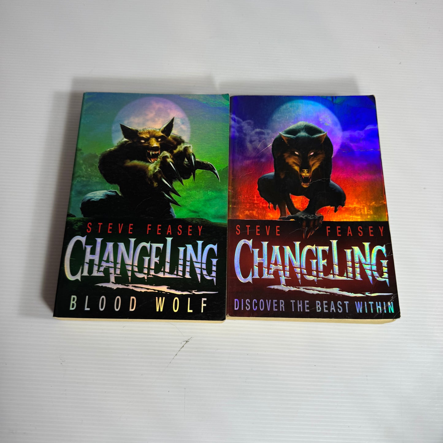 Steve Feasey Changeling Book Bundle x 2 : Discover the Beast Within & Blood Wolf (3114)