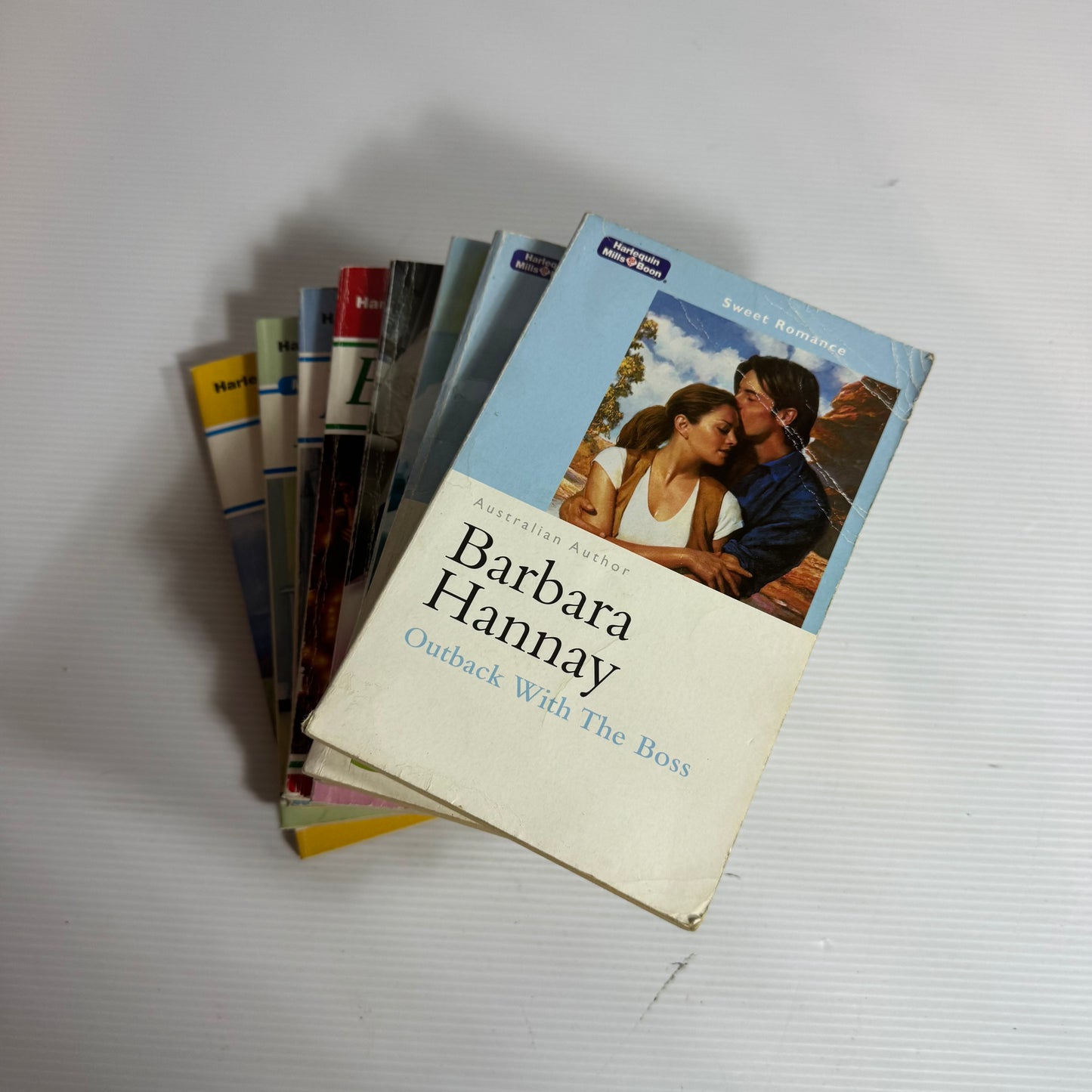 Mills & Boon Vintage Book Bundle x 8 Books (3291)