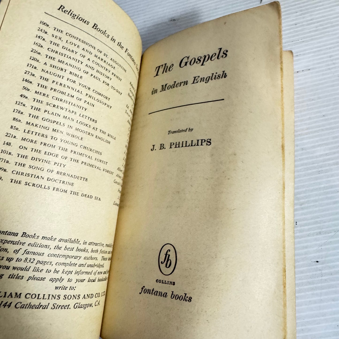 J.B. Phillips Vintage Book Bundle x 2 : The Young Church in Action & The Gospels in Modern English (1959)(2876)