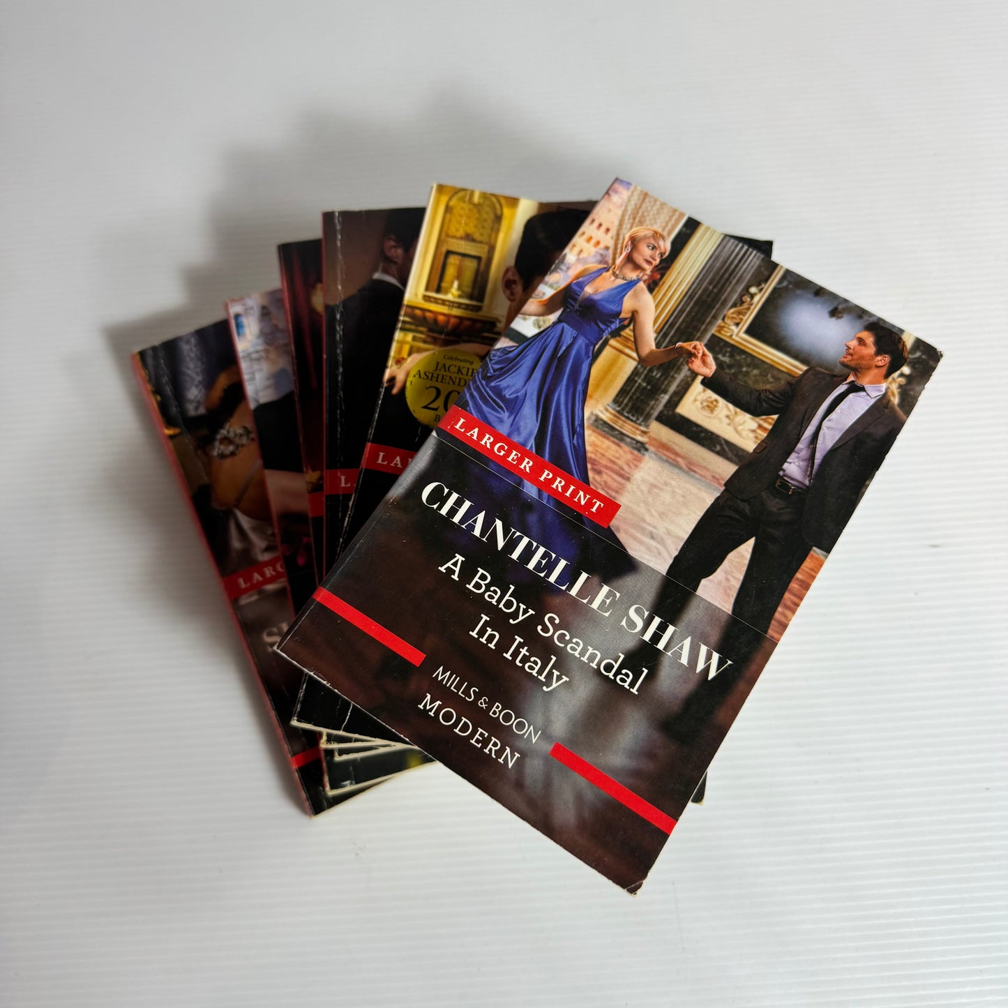 Mills & Boon Modern Large Print Book Bundle x 6 Books (3173)