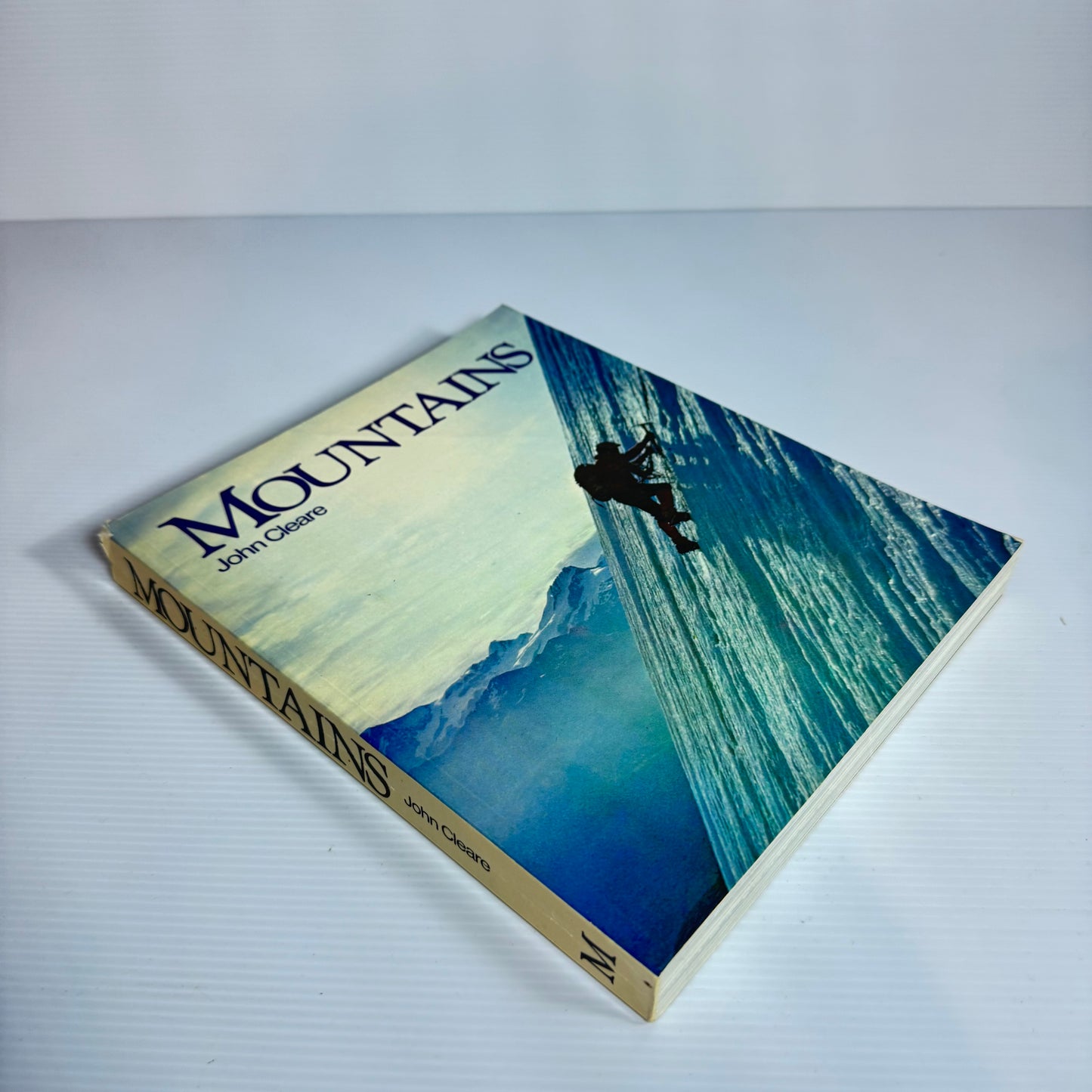 Mountains - John Cleare (Vintage 1979)