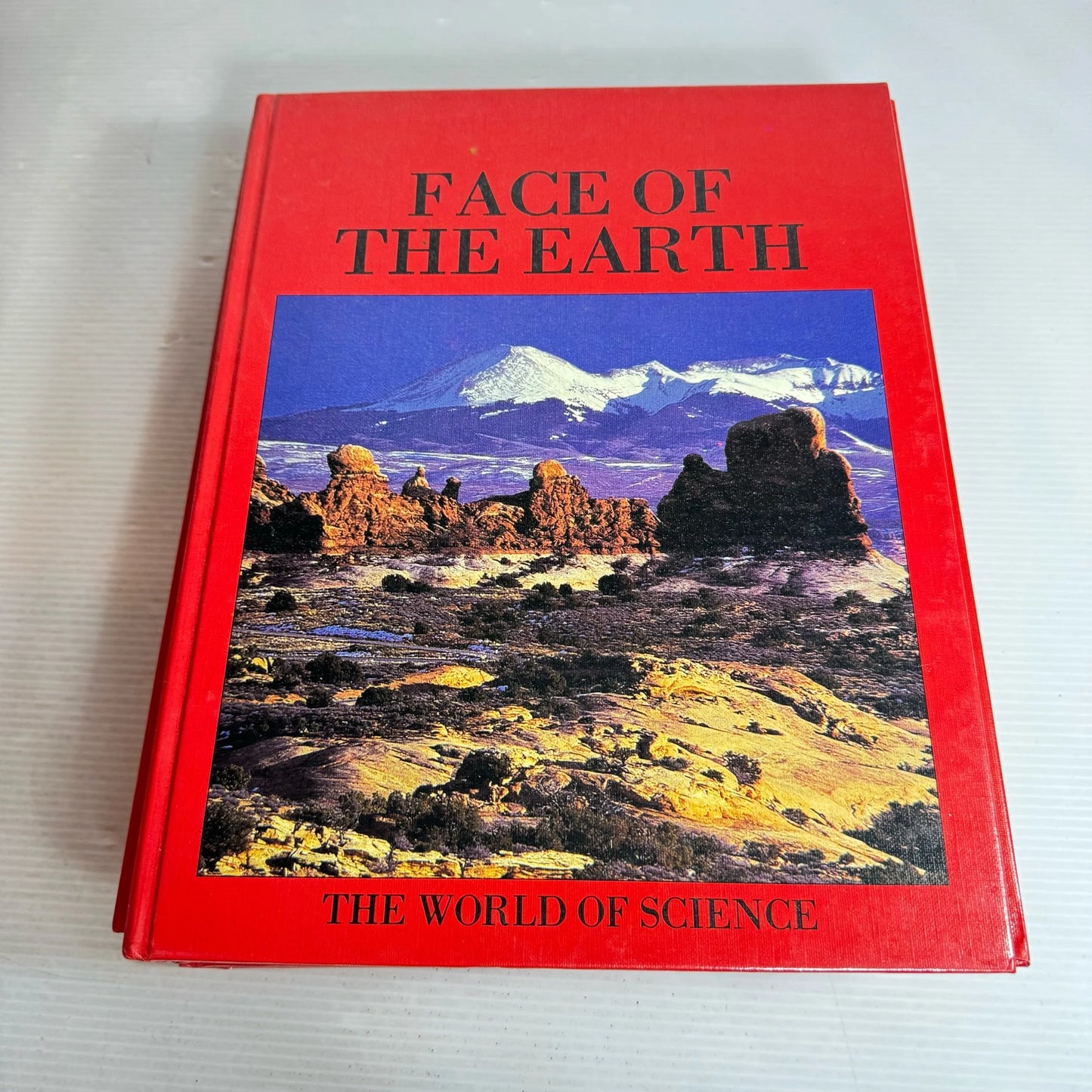 The World Of Science Book Bundle x 24 Books 1-24 (Vintage 1989)