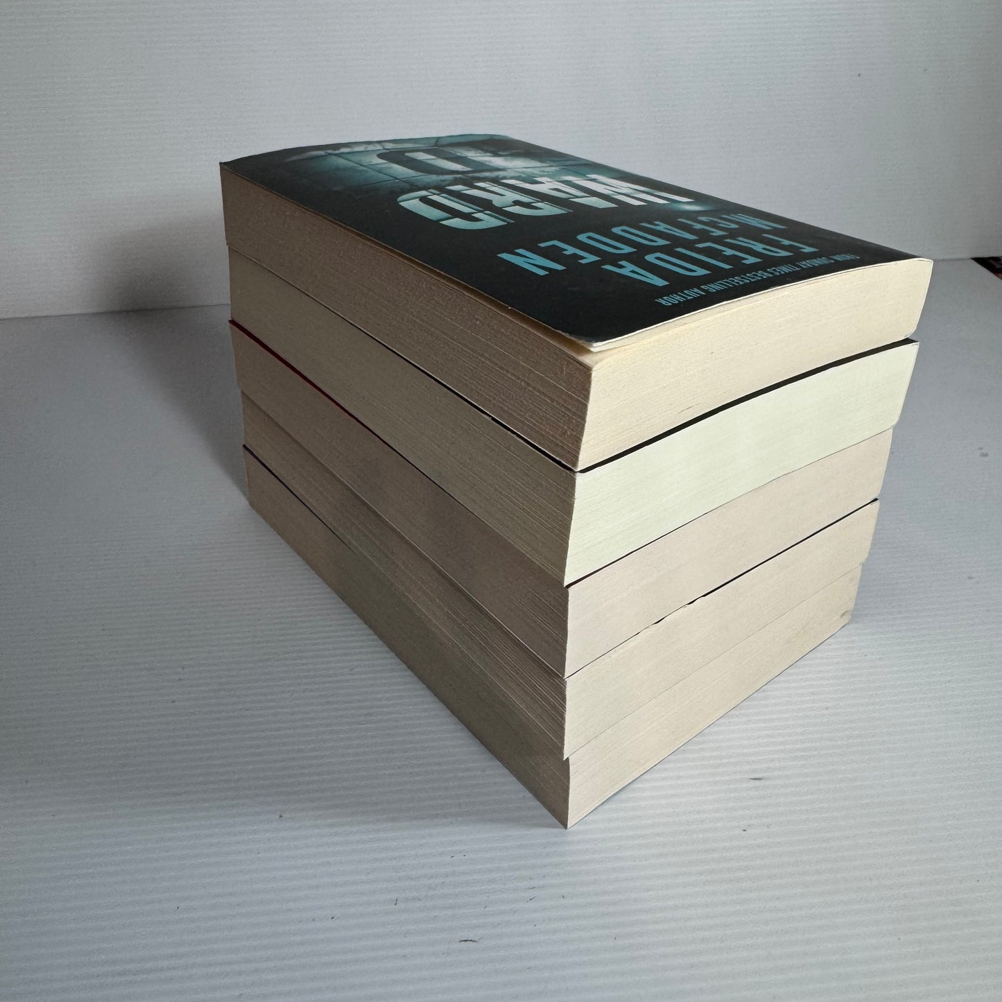 Freida McFadden Thriller Book Bundle x 5 Books (3118)