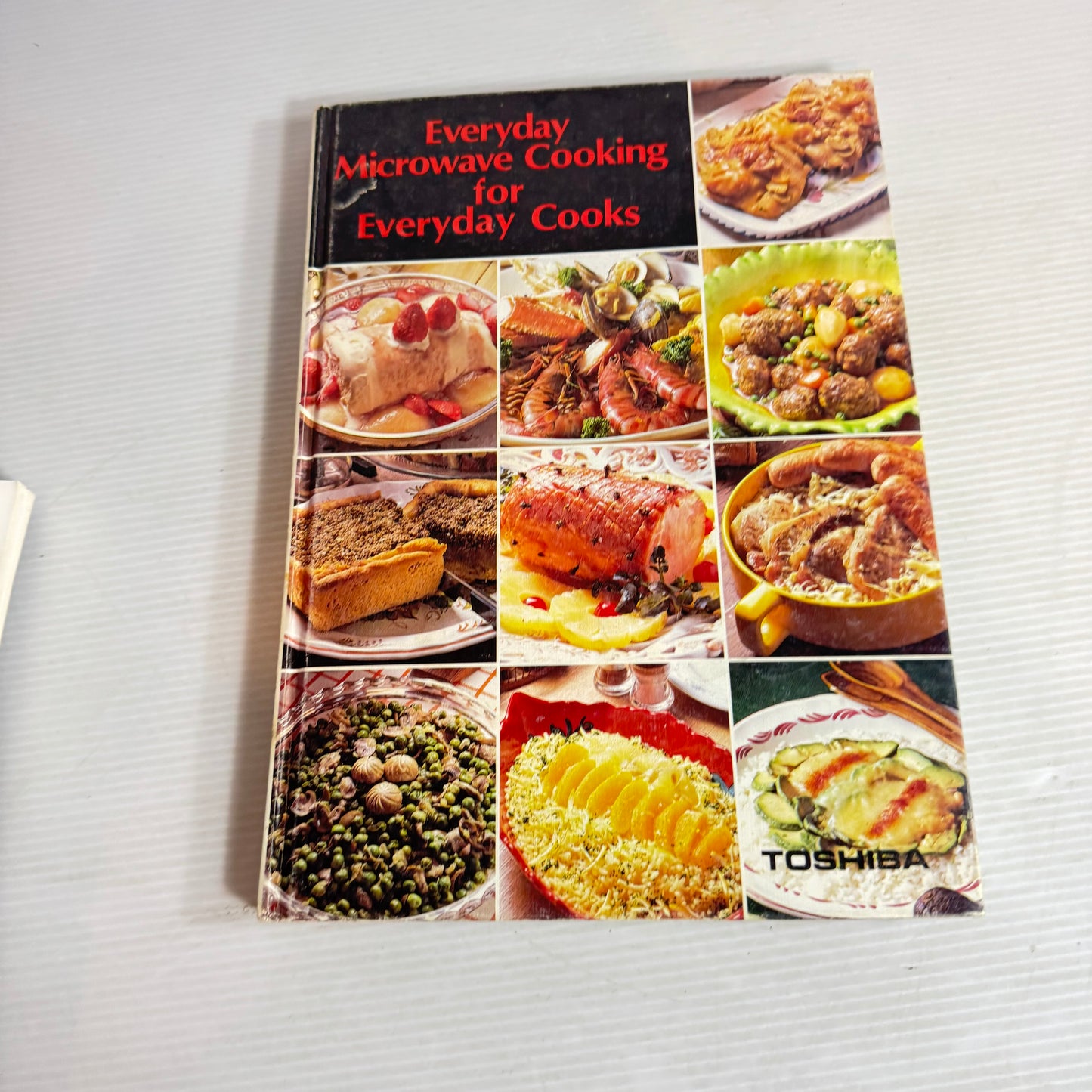 Vintage Microwave Cook Book Bundle x 4 Books (2810)