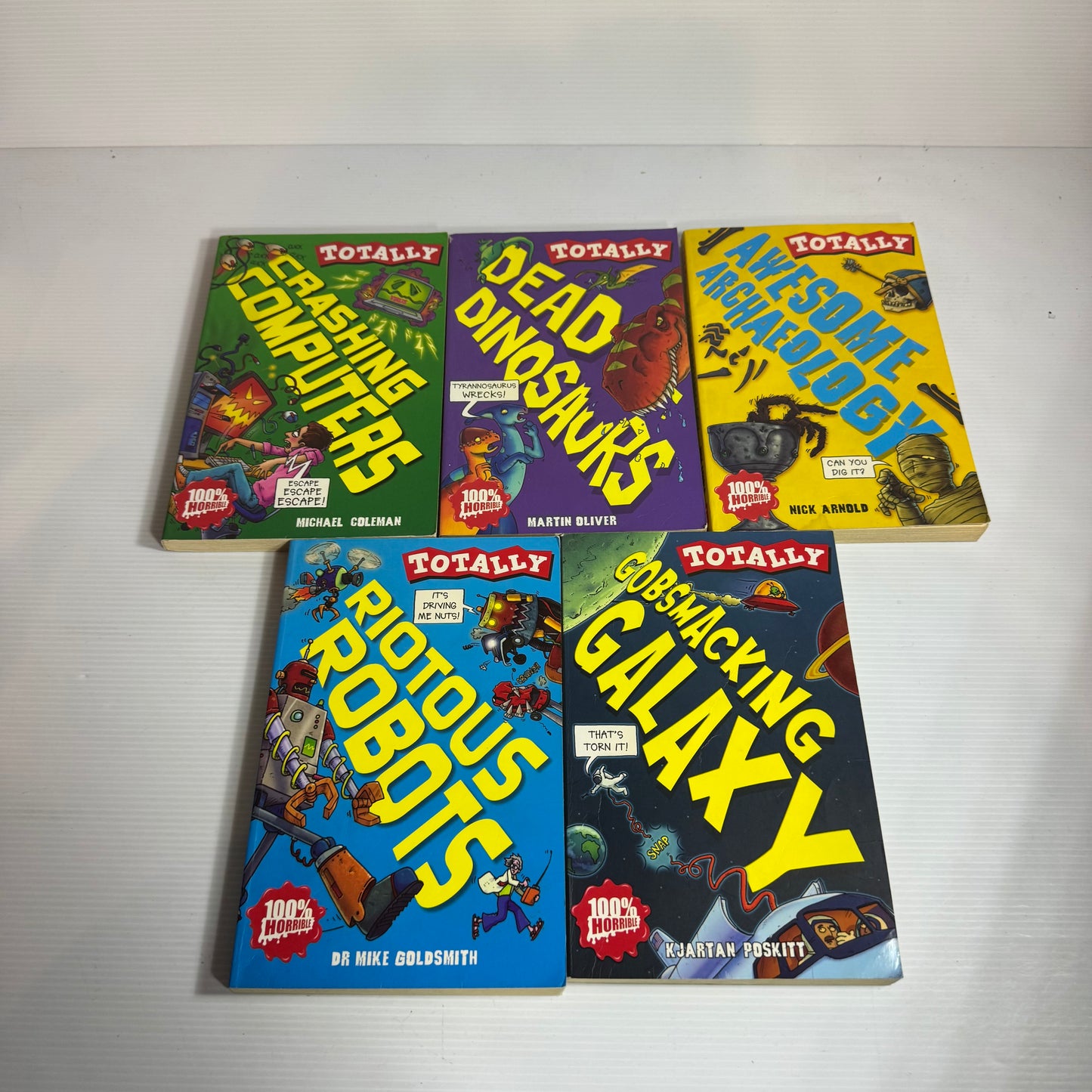 Totally 100% Horrible Children's Books of Facts Bundle x 5 Books : Dead Dinosaurs, Awesome Archaeology, Gobsmacking Galaxy, Crashing Computers, Riotous Robots (3281)