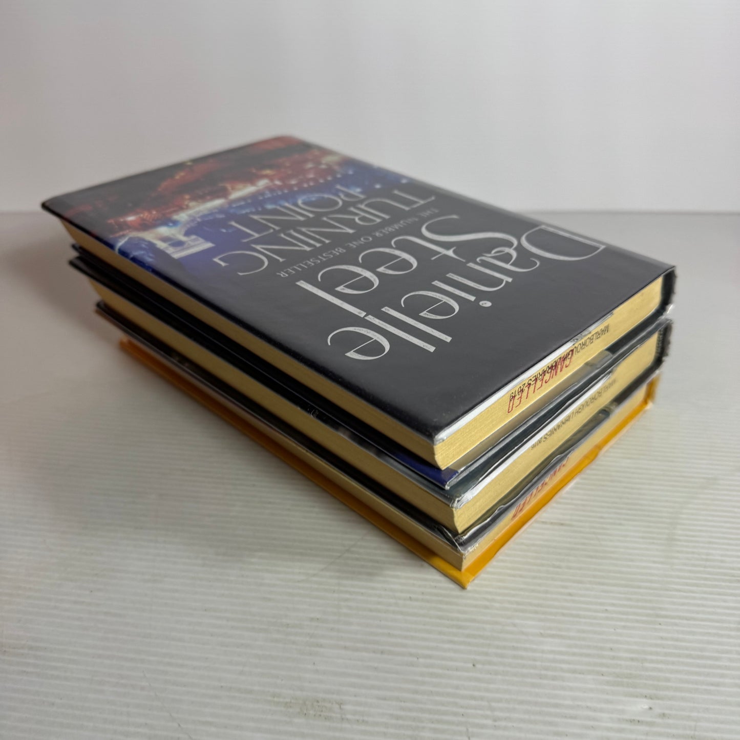 Danielle Steel Hardcover Book Bundle x 3 : Turning Point, All That Glitters, Rushing Waters (2818)