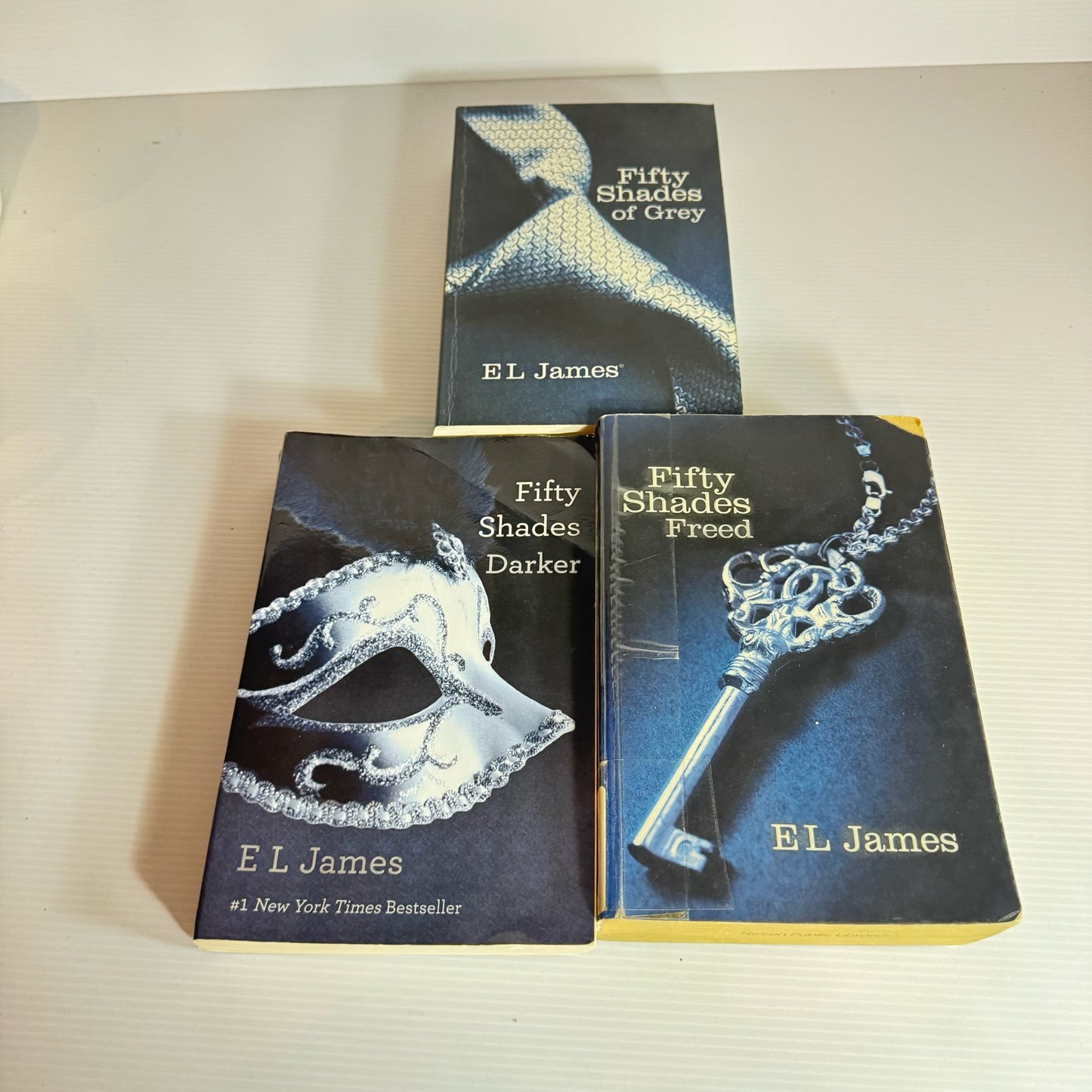 Fifty Shades Of Grey Books 1-3 Book Bundle x 3 Books
