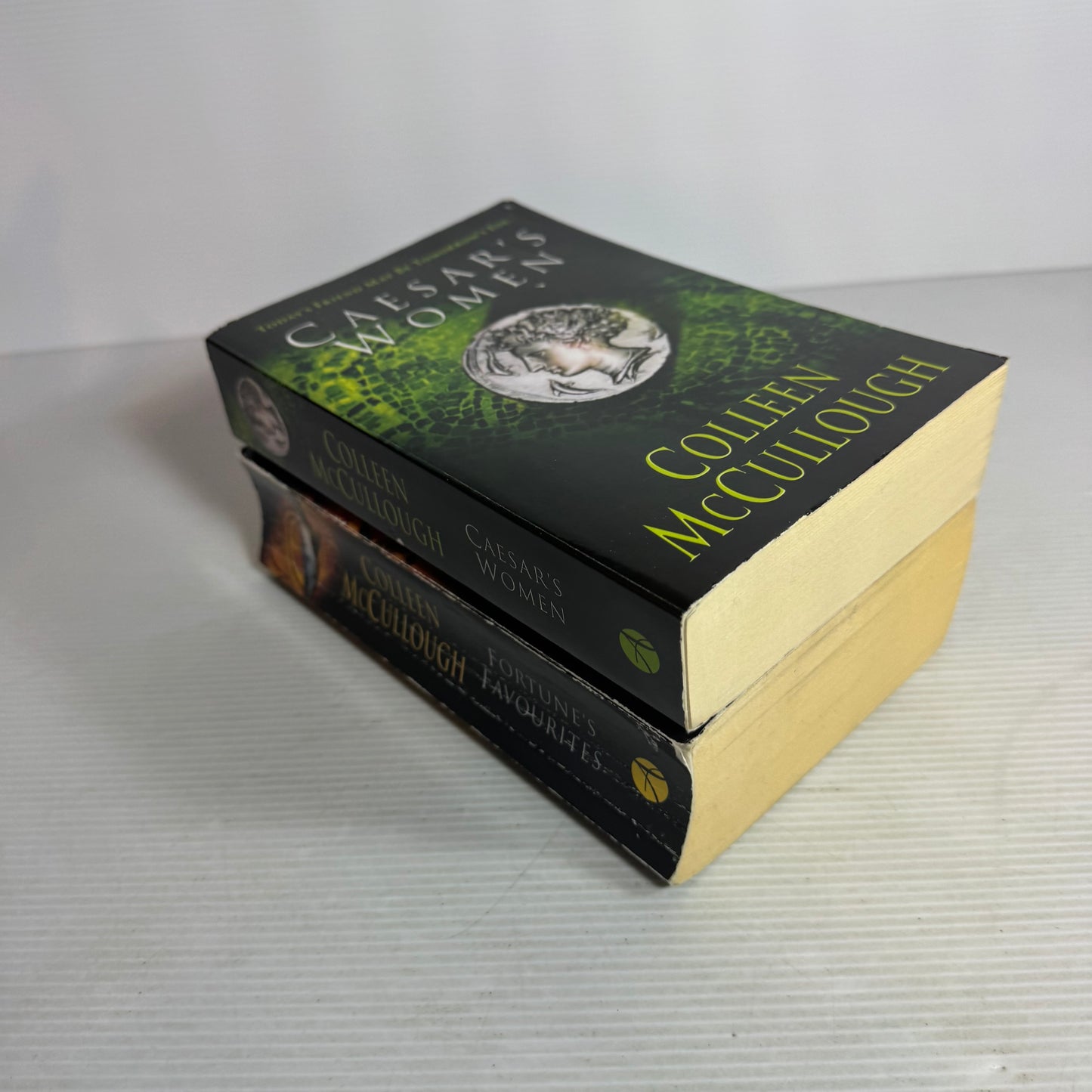 Colleen McCullough Book Bundle x 2 : Caesar's Women & Fortune's Favourites (2828)