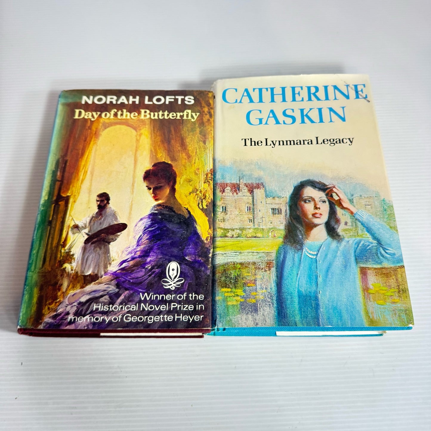 Historical Vintage Book Bundle x 2 : Day of the Butterfly - Norah Lofts (1979) & The Lynmara Legacy - Catherine Gaskin (1975) (2312)