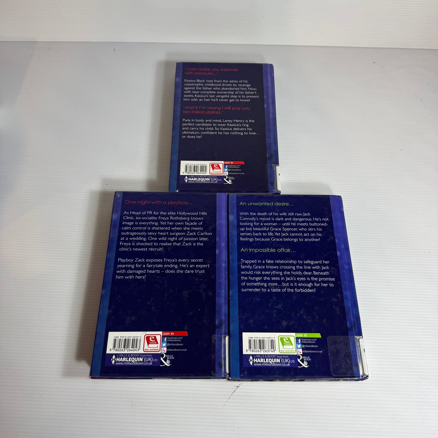 Mills & Boon Medium Hardcover Book Bundle x 3 Books (3141)