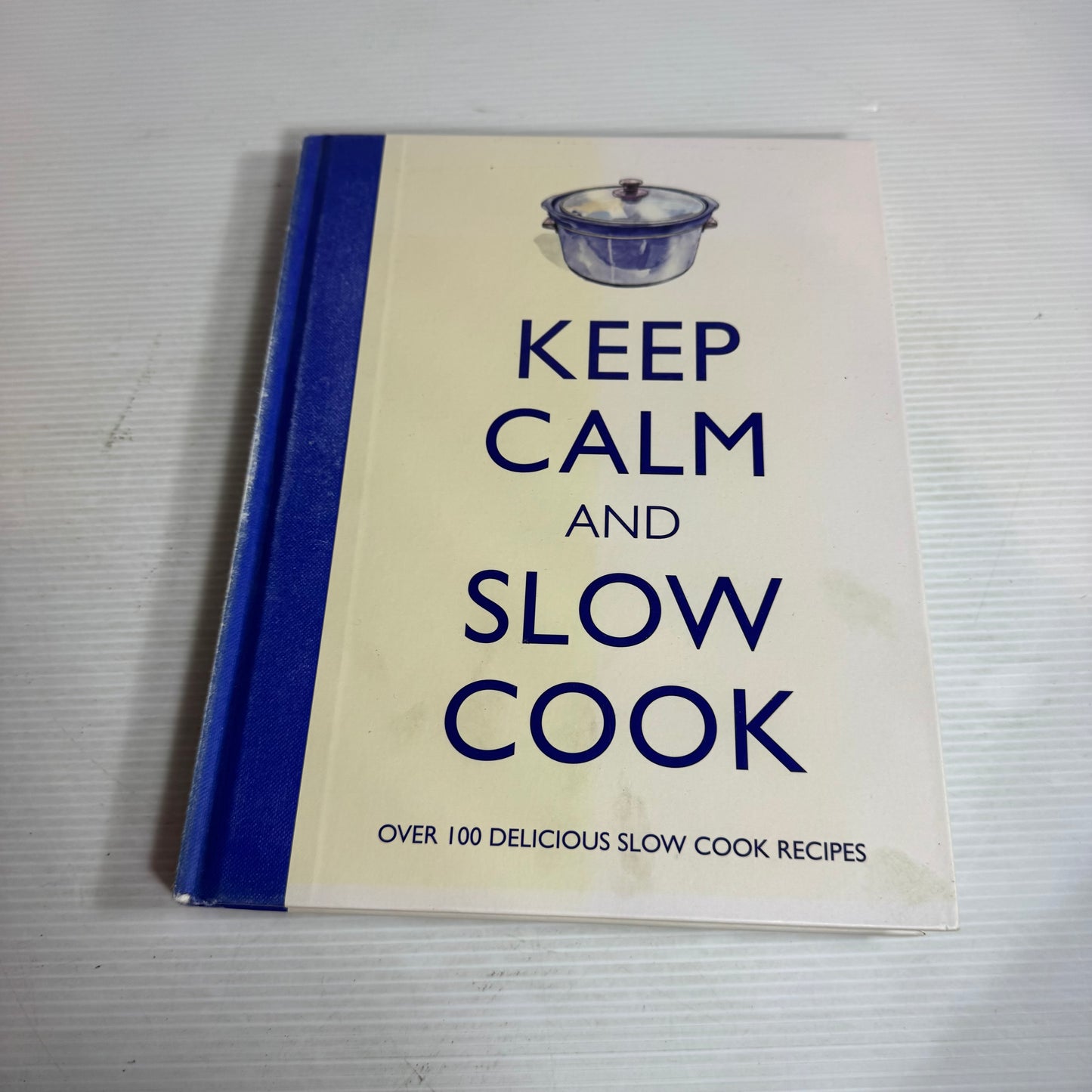 Crockpot & Slow Cooker Cookbook Bundle x 3 : Robyn Martin's Easy Budget Recipes, Robyn Martin's Simply Delicious Recipes, Keep Calm and Slow Cook (2905)