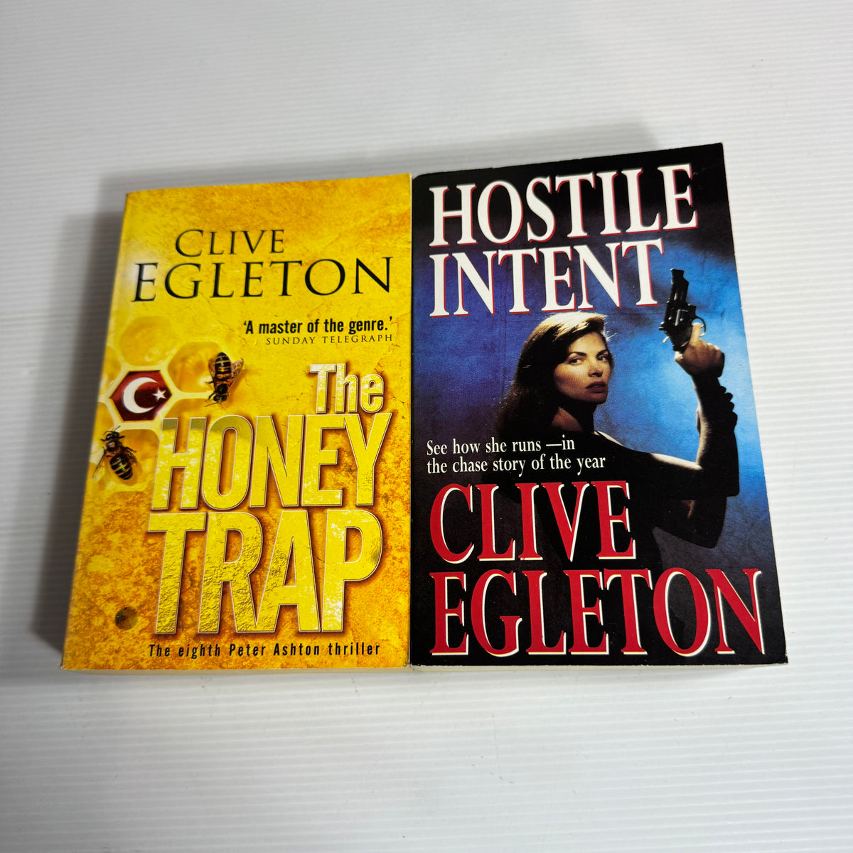Clive Egleton Bundle x 2 : Hostile Intent & The Honey Trap (3443)