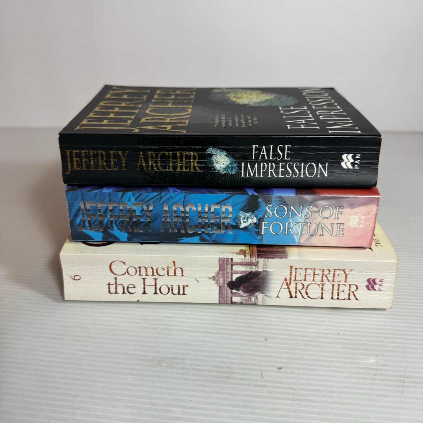 Jeffery Archer Book Bundle x 3 Books (2567)