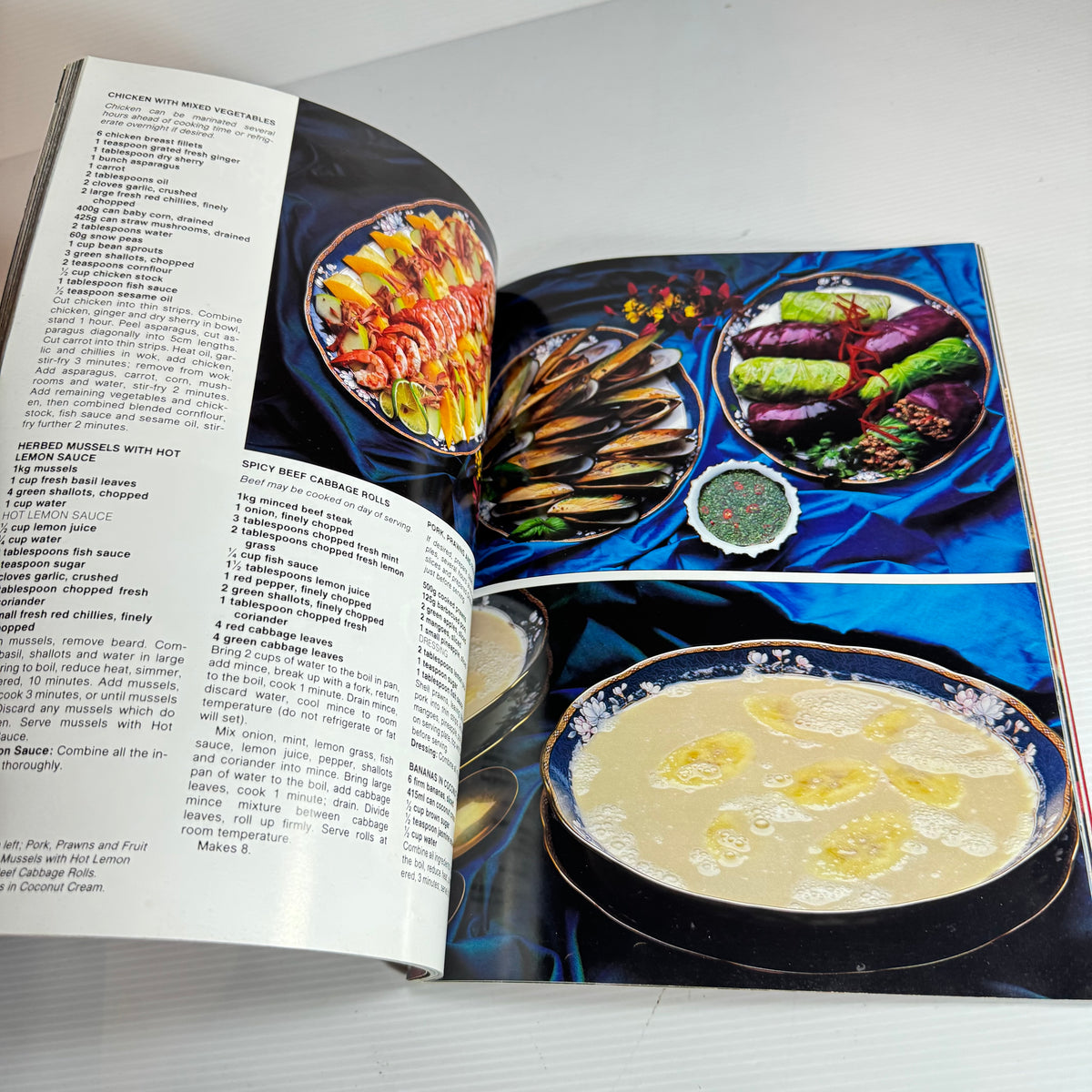 The Australian Women's Weekly Cookbook Bundle x 4 Books (3262)