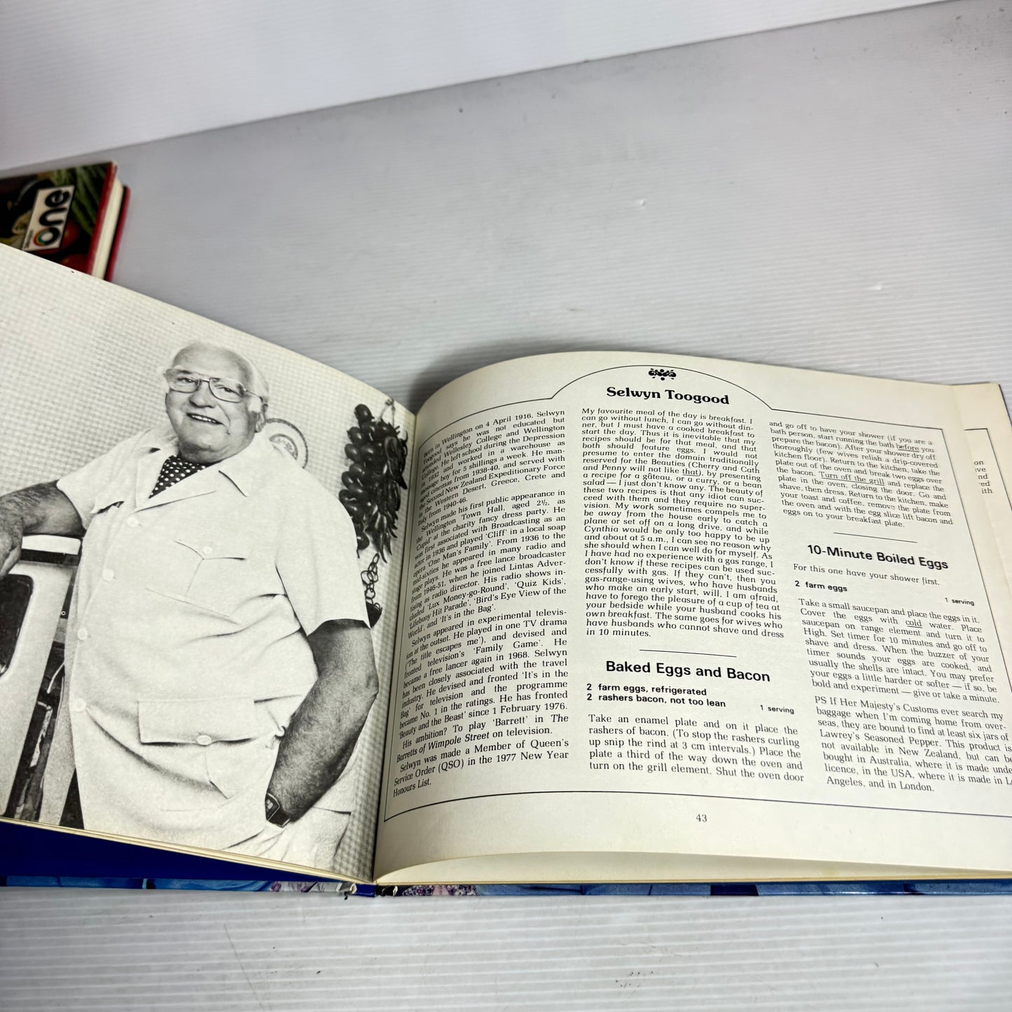Vintage TV Cookbook Bundle x 3 : The Des Britten Cookbook, Beauty and the Beast Cookbook - Anne Toft, Graham Kerr's Minimax Cookbook (3050)