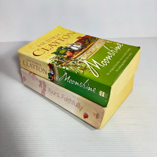 Romance Book Bundle x 2 : Moonshine - Victoria Clayton & Yours, Faithfully - Sheila O'Flanagan (2352)