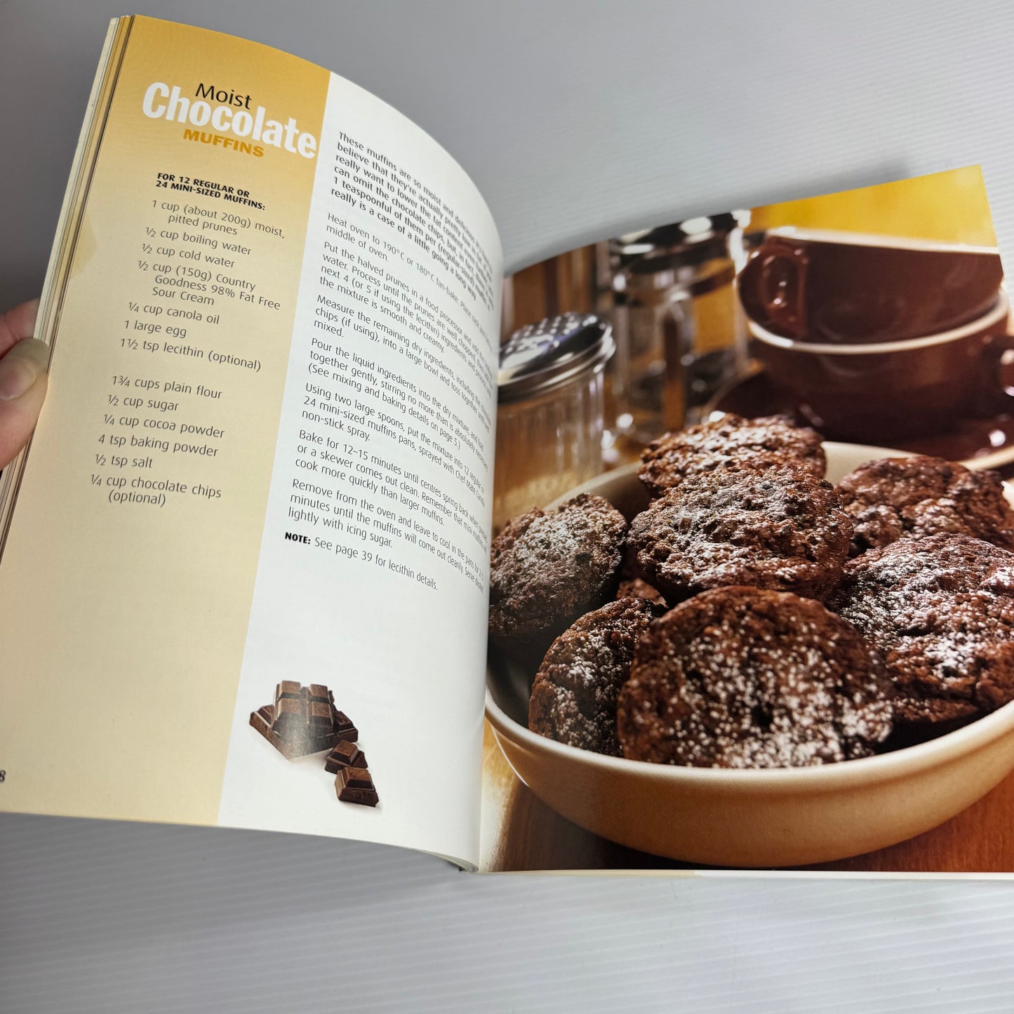 Muffin Book Bundle x 3 : The Muffin Bible : Heavenly Muffin Recipes, Marvellous Muffins - Alison Holst, Healthy & Delicious Muffins - Alison Holst & Simon Holst (3177)