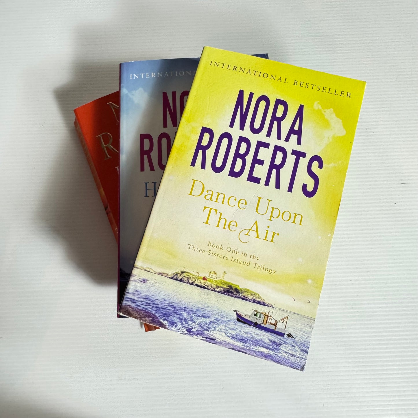 Nora Roberts Book Bundle x 3 : Inner Harbour, Dance Upon The Air, Heaven and Earth (3154)