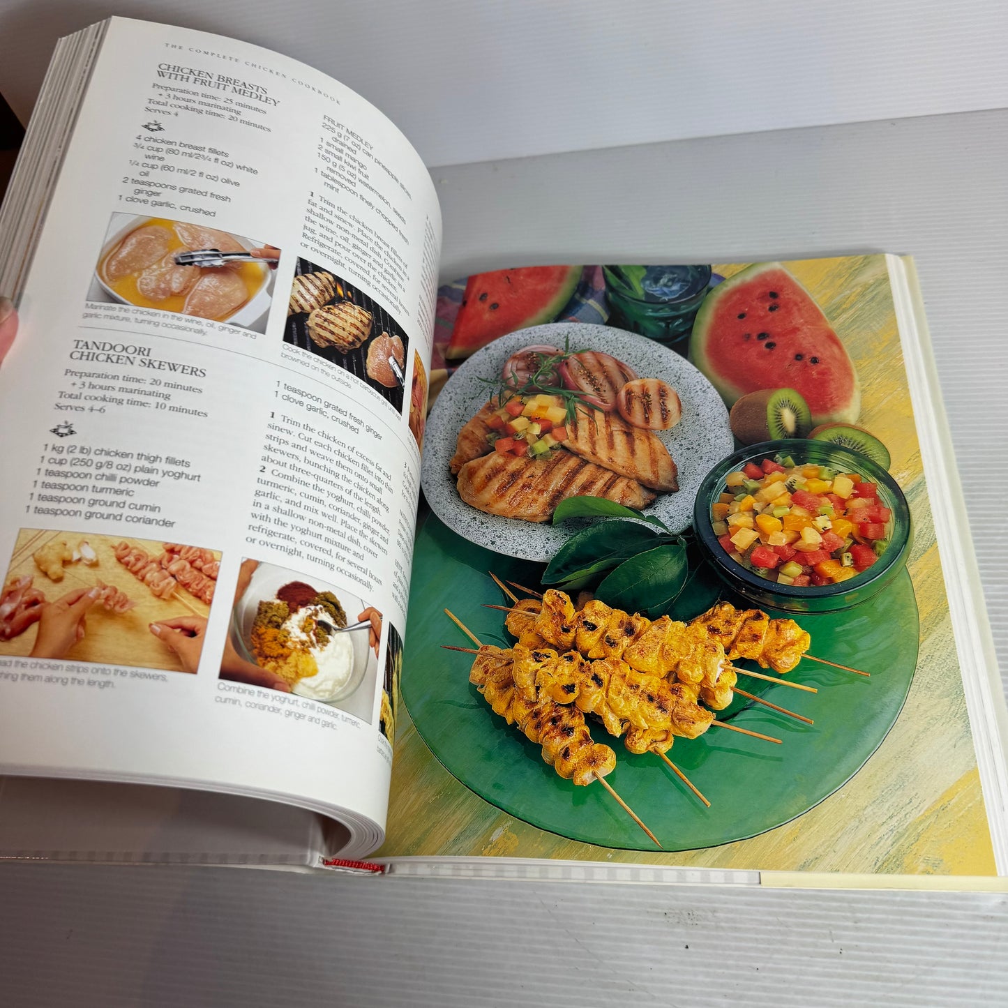 Chicken Cookbook Bundle x 2 : Best-Ever Chicken - Linda Fraser & The Complete Chicken Cookbook - Family Circle(2908)