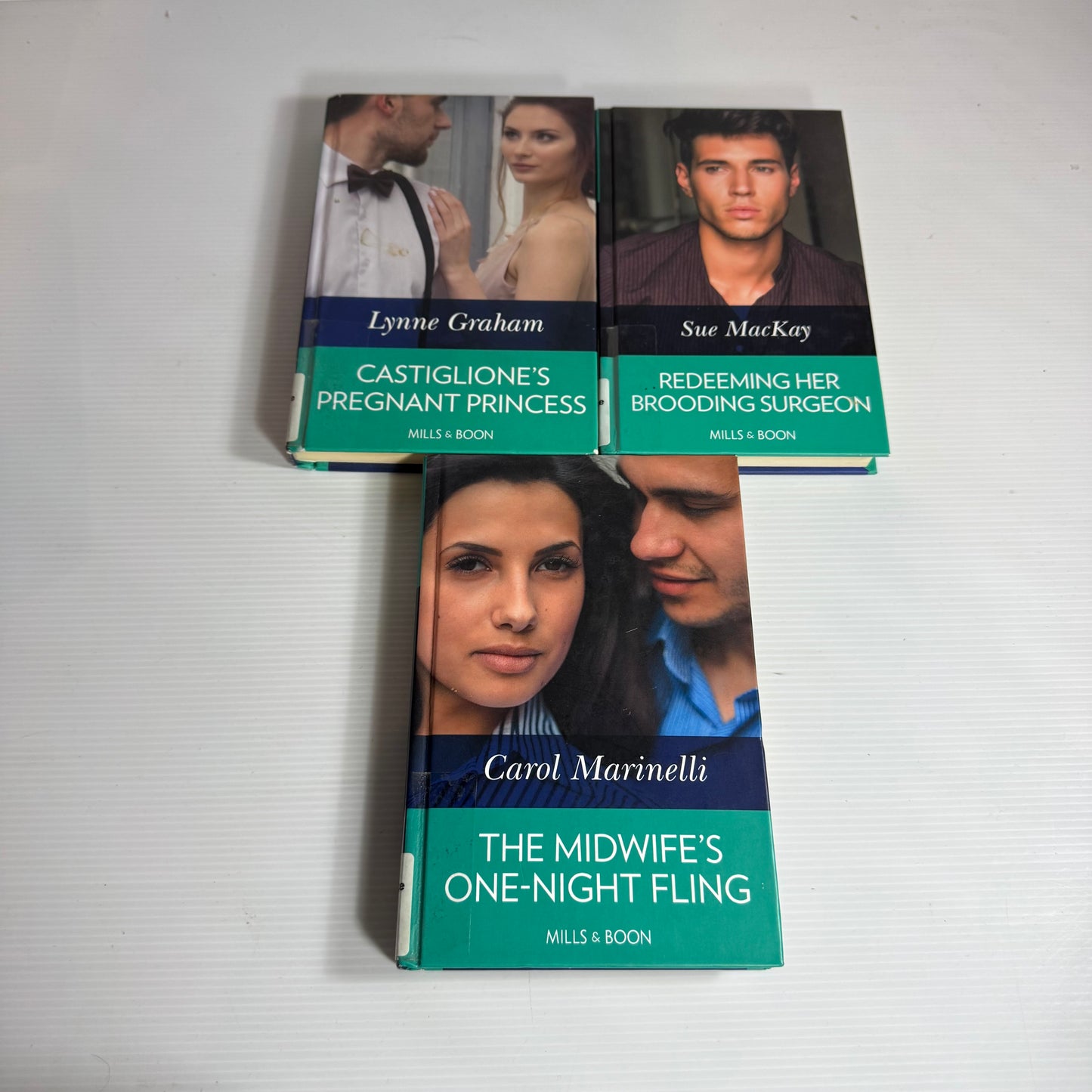 Mills & Boon Medium Hardcover Book Bundle x 3 Books (3142)