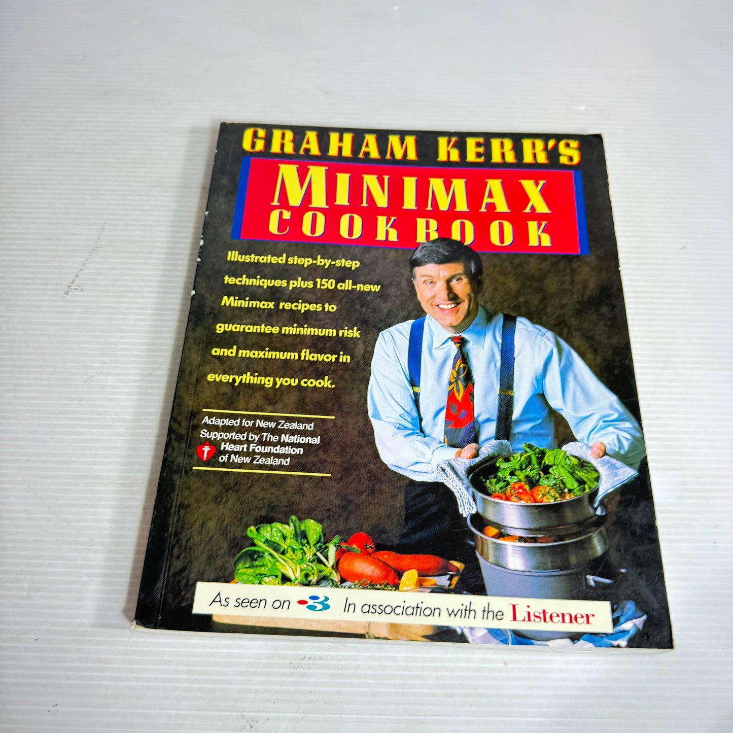 Vintage TV Cookbook Bundle x 3 : The Des Britten Cookbook, Beauty and the Beast Cookbook - Anne Toft, Graham Kerr's Minimax Cookbook (3050)