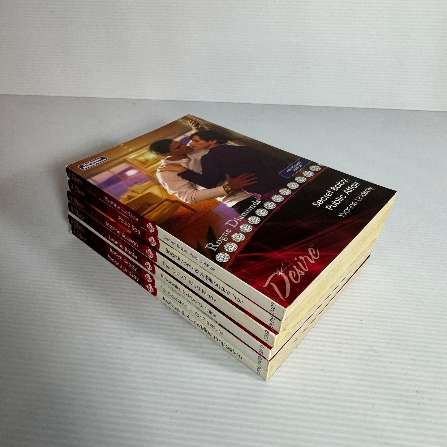 Mills & Boon Desire Book Bundle x 6 Books (3166)