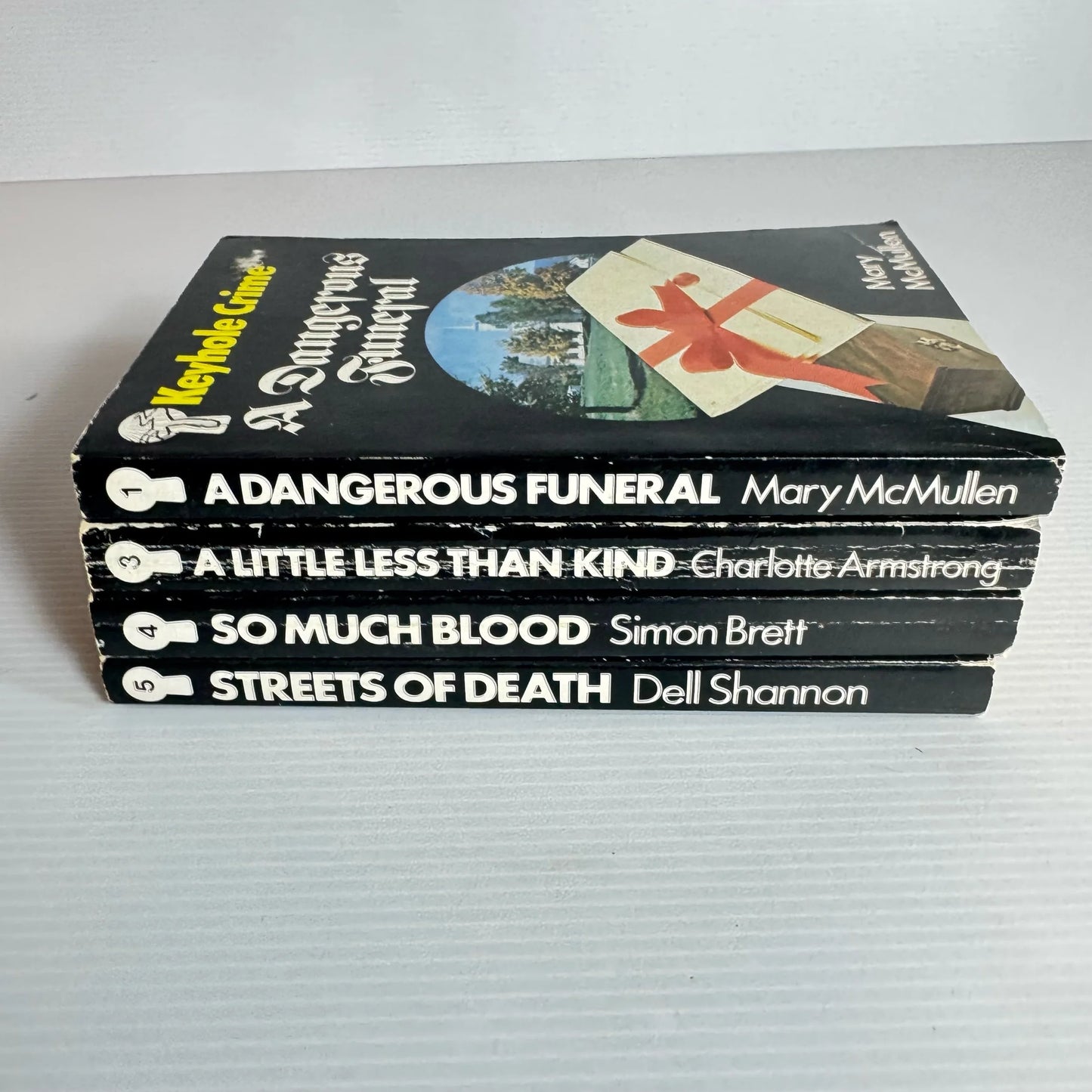 Keyhole Crime Vintage Book Bundle x 4 Books : Books 1, 3, 4, & 5 (Vintage 1980's) (2202)