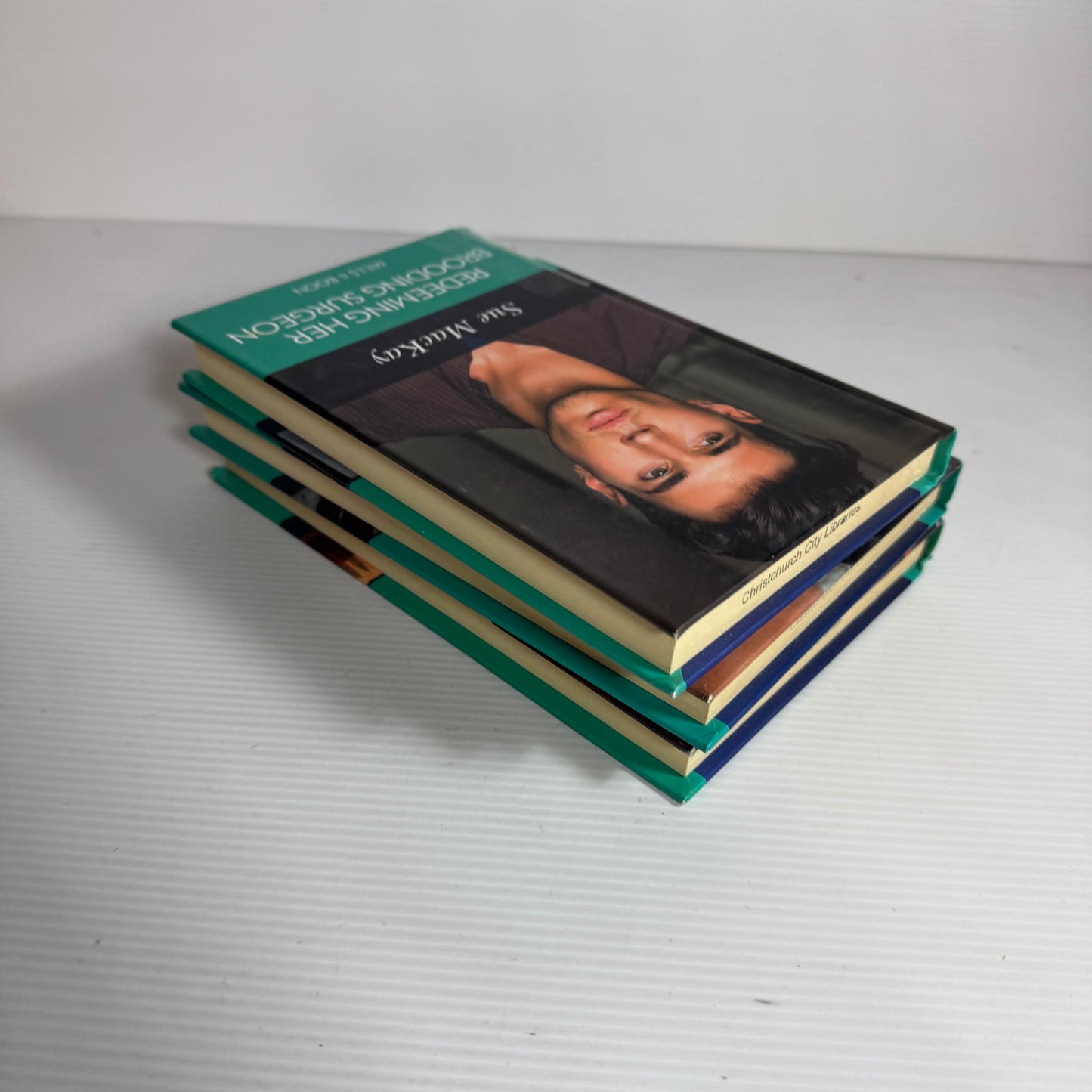 Mills & Boon Medium Hardcover Book Bundle x 3 Books (3142)