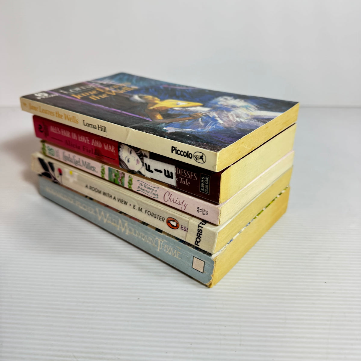 Romance Bundle x 5 : Alee's Fair In Love and War - Alicia Fields, The Women of Primrose Creek - Linda Lael Miller, A Room With A View - E.M. Forster, Jane Leaves the Wells - Lorna Hill, Wild Mountain Thyme - Rosamunde Pilcher(3358)